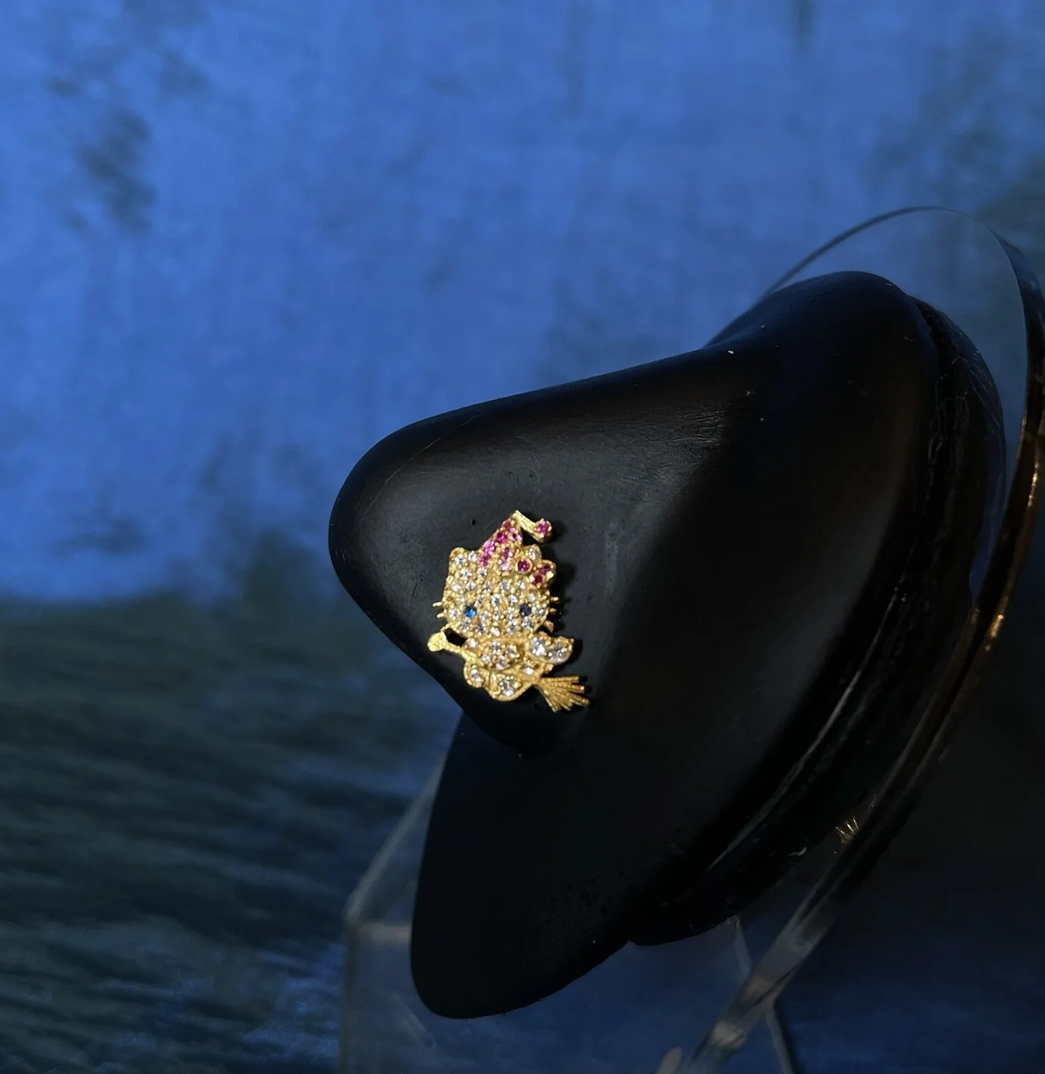 53C2FF21-828D-47A8-9633-E0D85D52D2CA