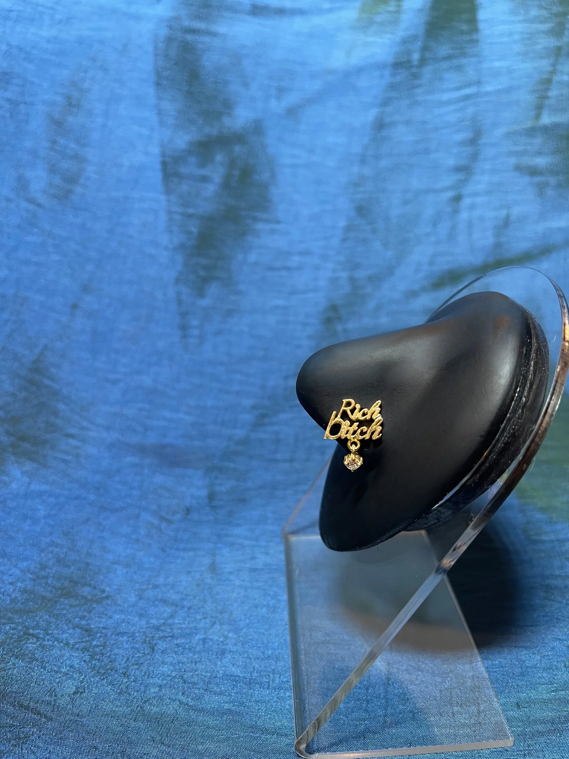 95D6005A-4CB6-4EFD-9CA3-9B98319F638F