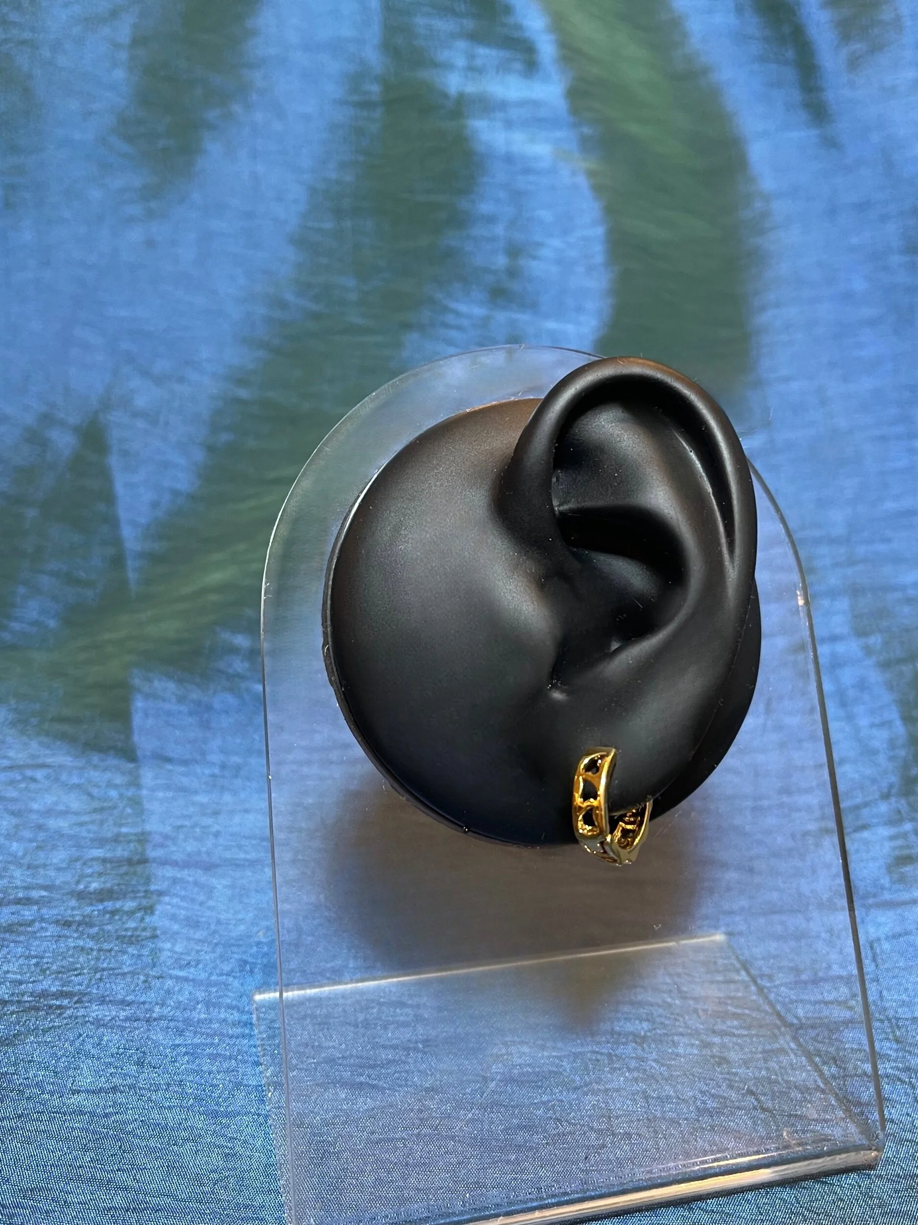 5E98B6DB-1C66-4579-AF35-FA88B819E196