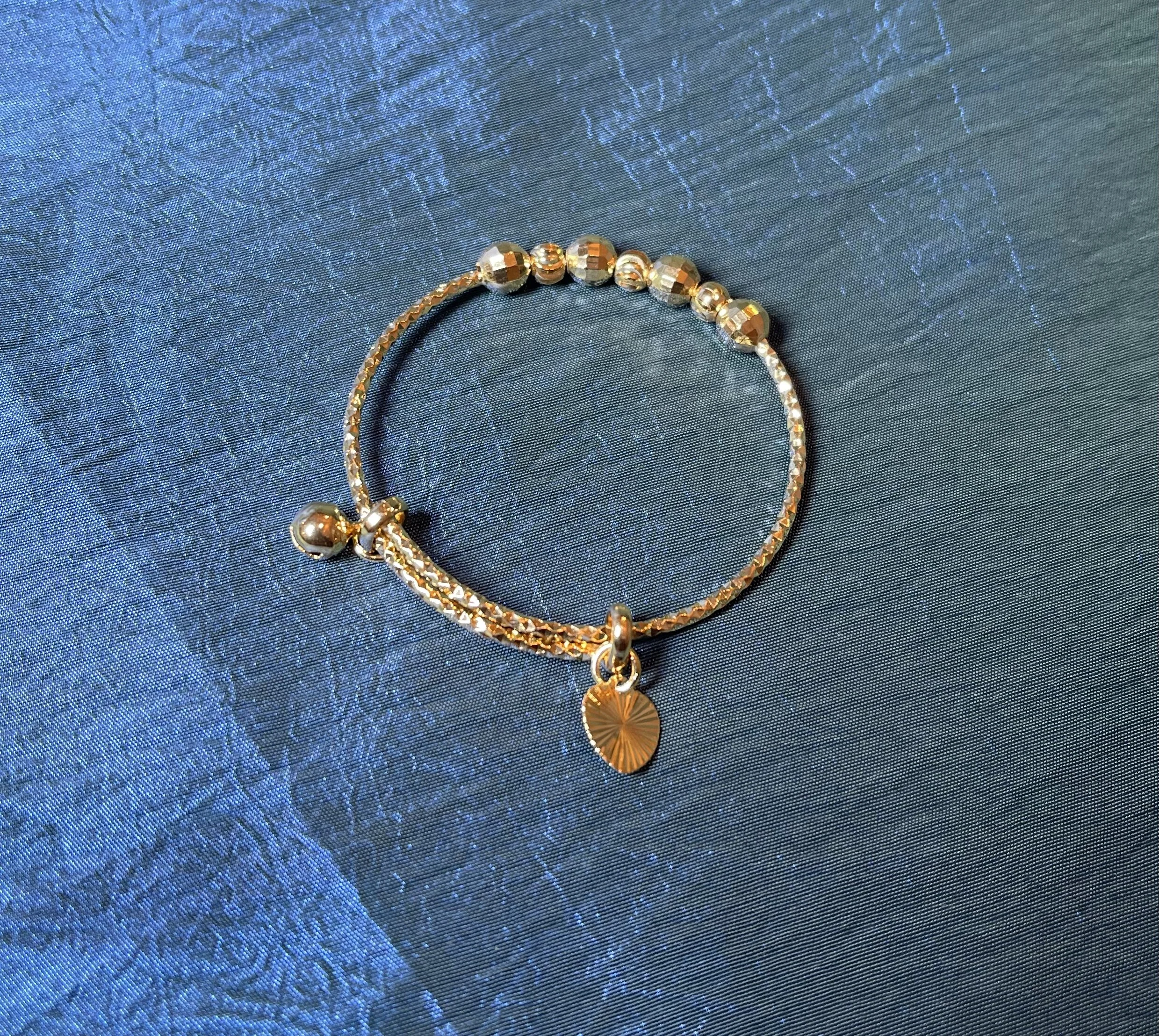 CB9F7B99-1422-477B-B38B-C52B6EBF5BDB