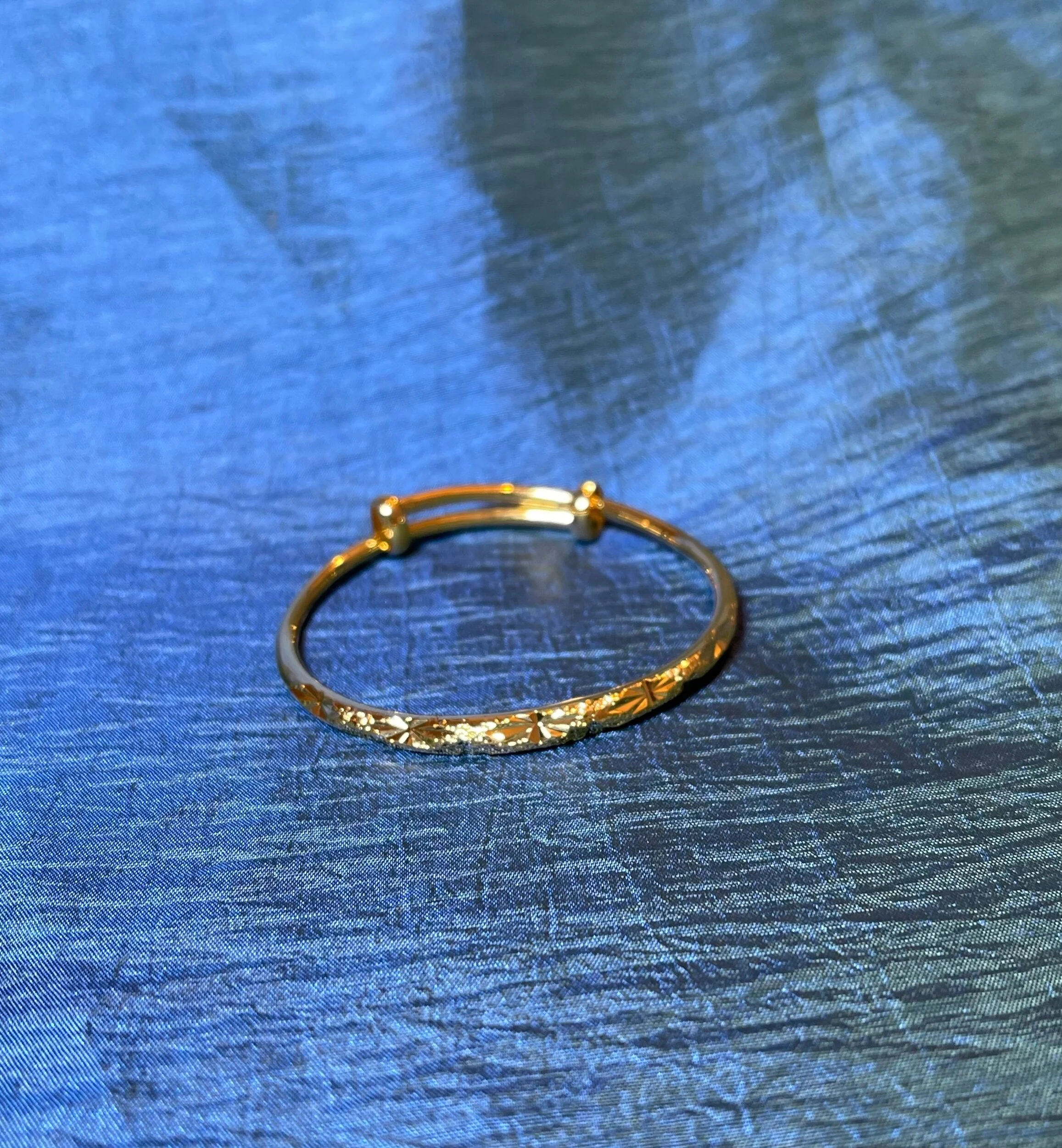 3C98282C-7737-461C-8CFF-7F7F2AE5EBC7