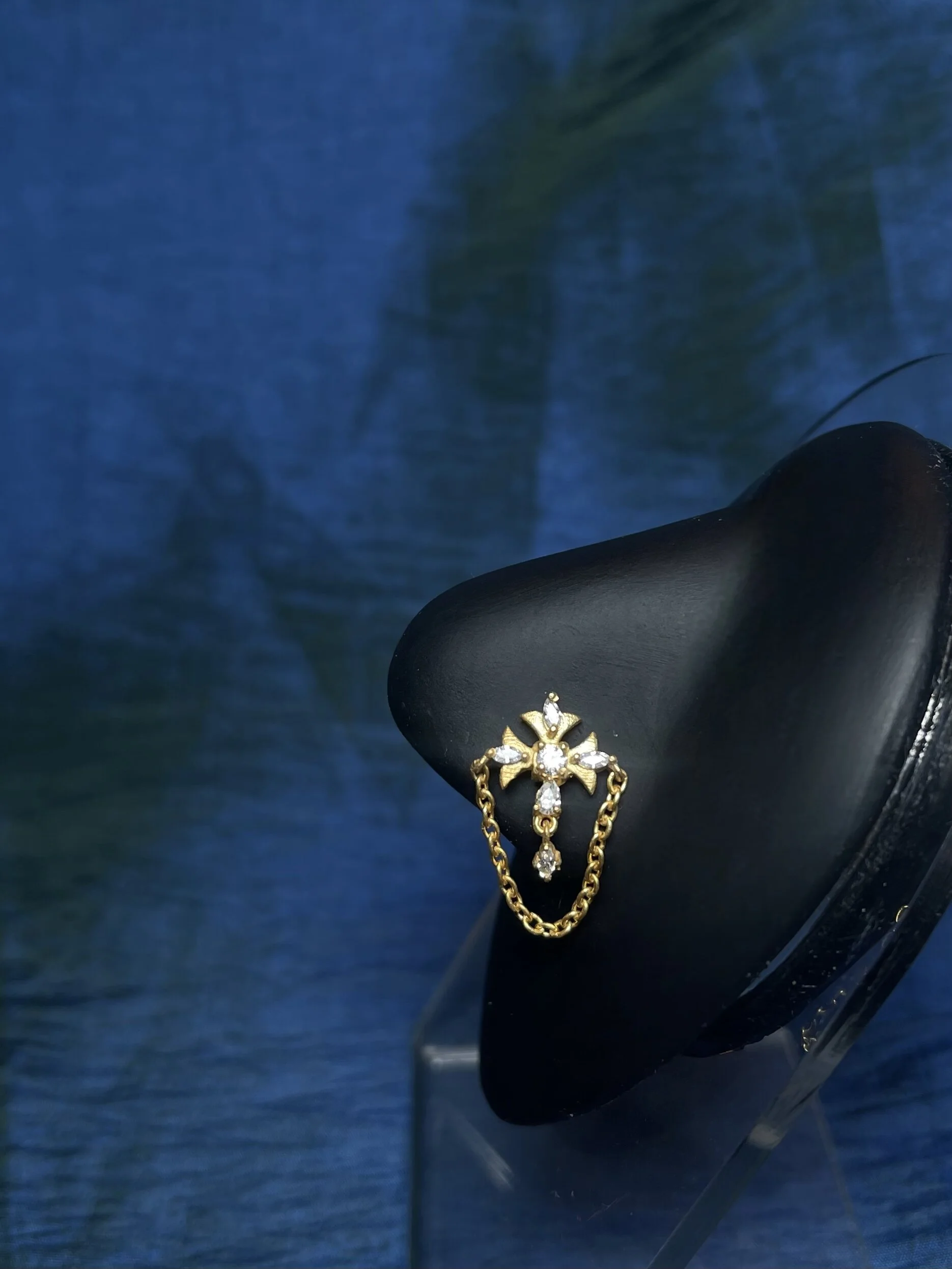 08CCE3C4-5516-49E7-BFF5-79CB03B14B4B