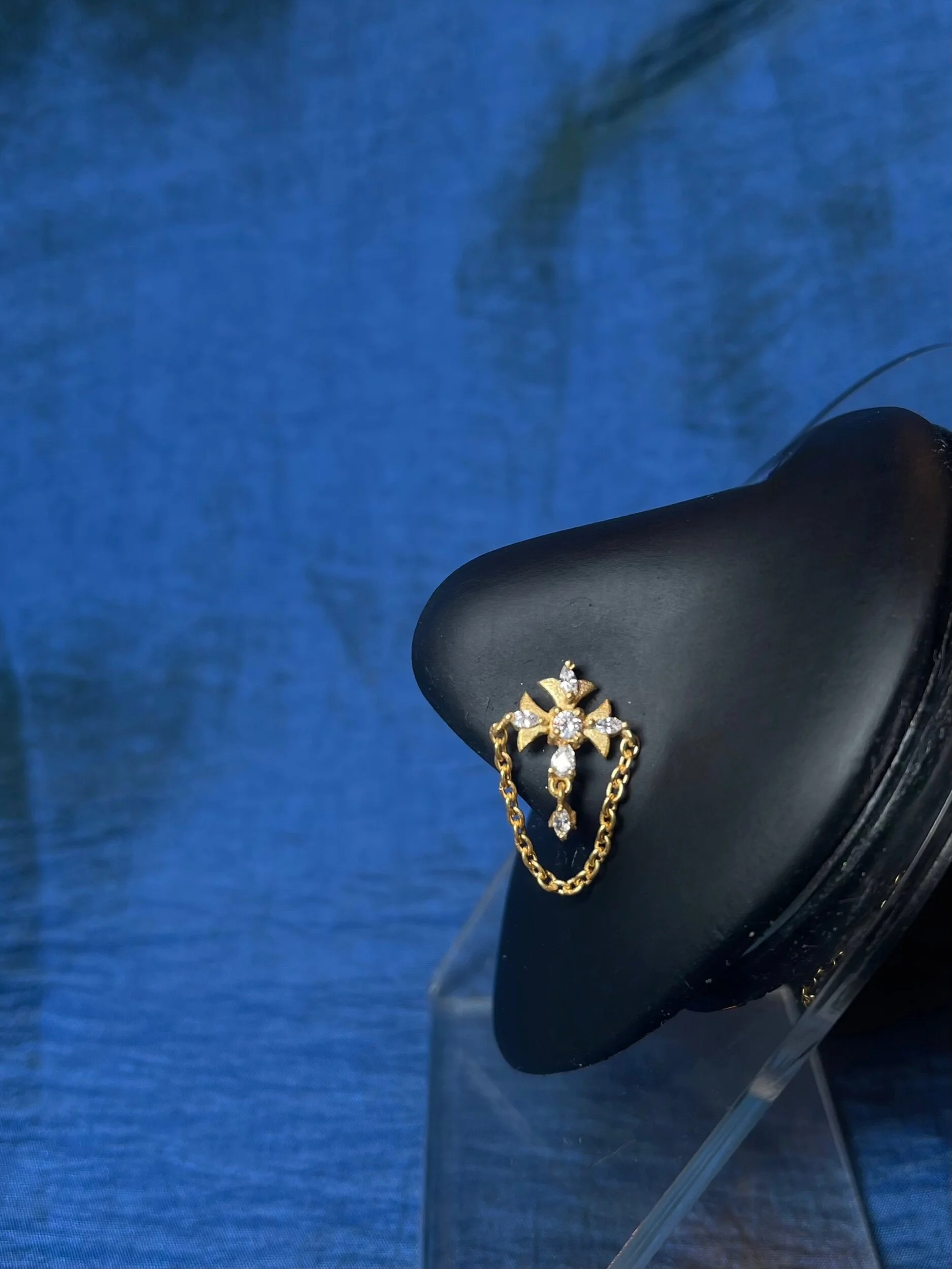 0B652AE7-3AF6-441B-9F10-0144811E8AD6