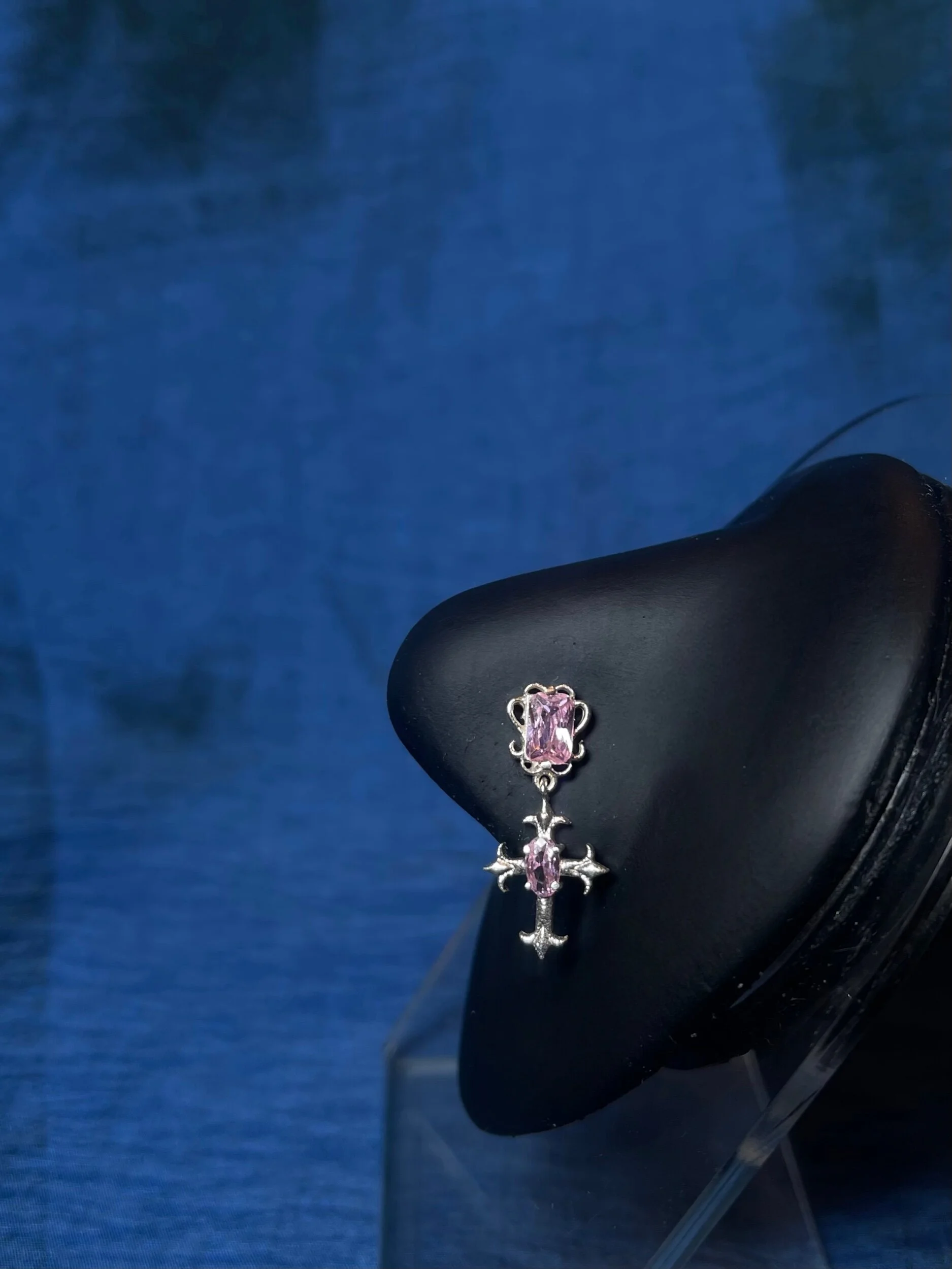 9854BE99-4EFA-4626-81B2-45C990706904