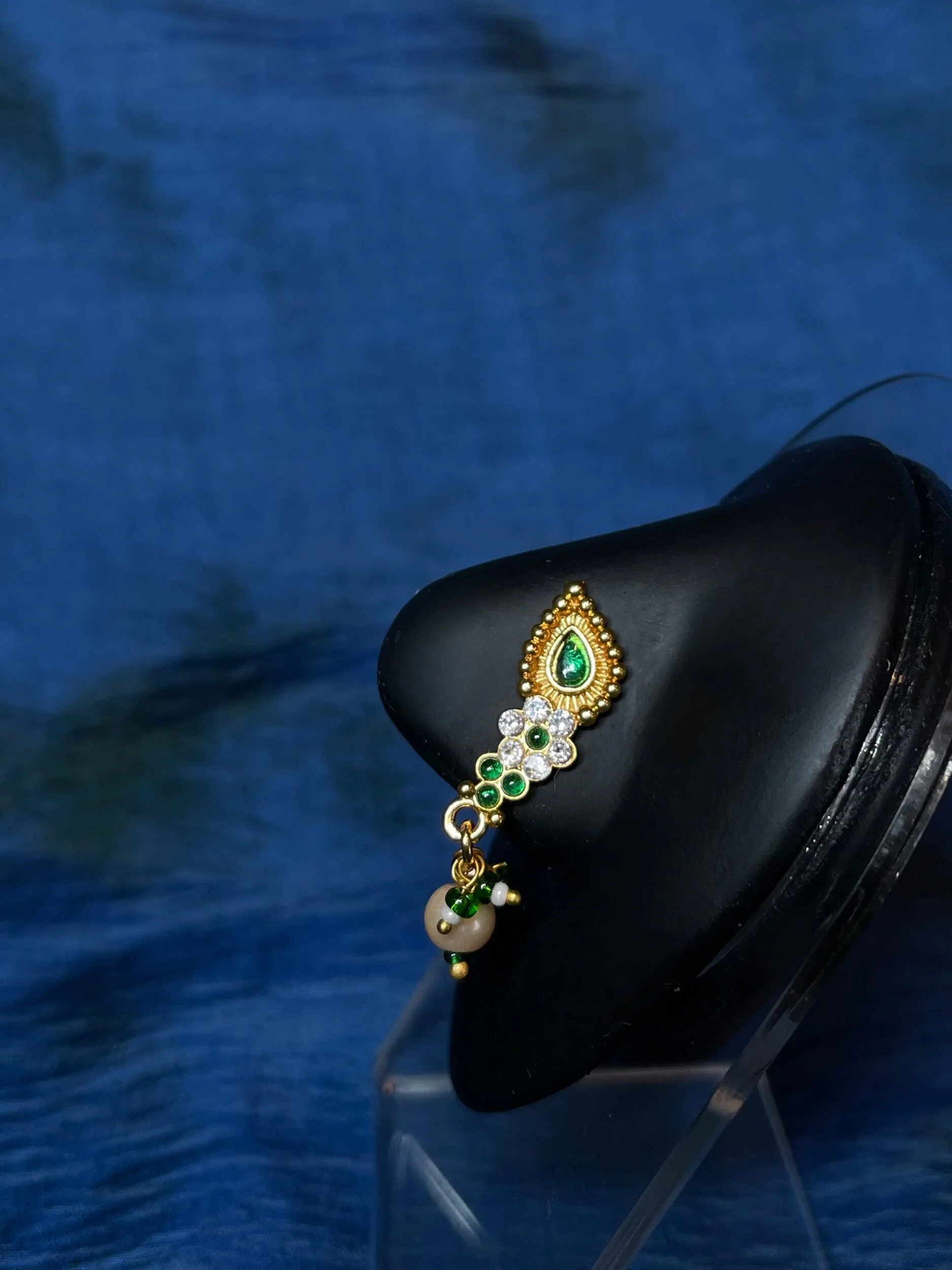 C06EEAF7-DB25-4E7D-B567-C8DDE689F0B3