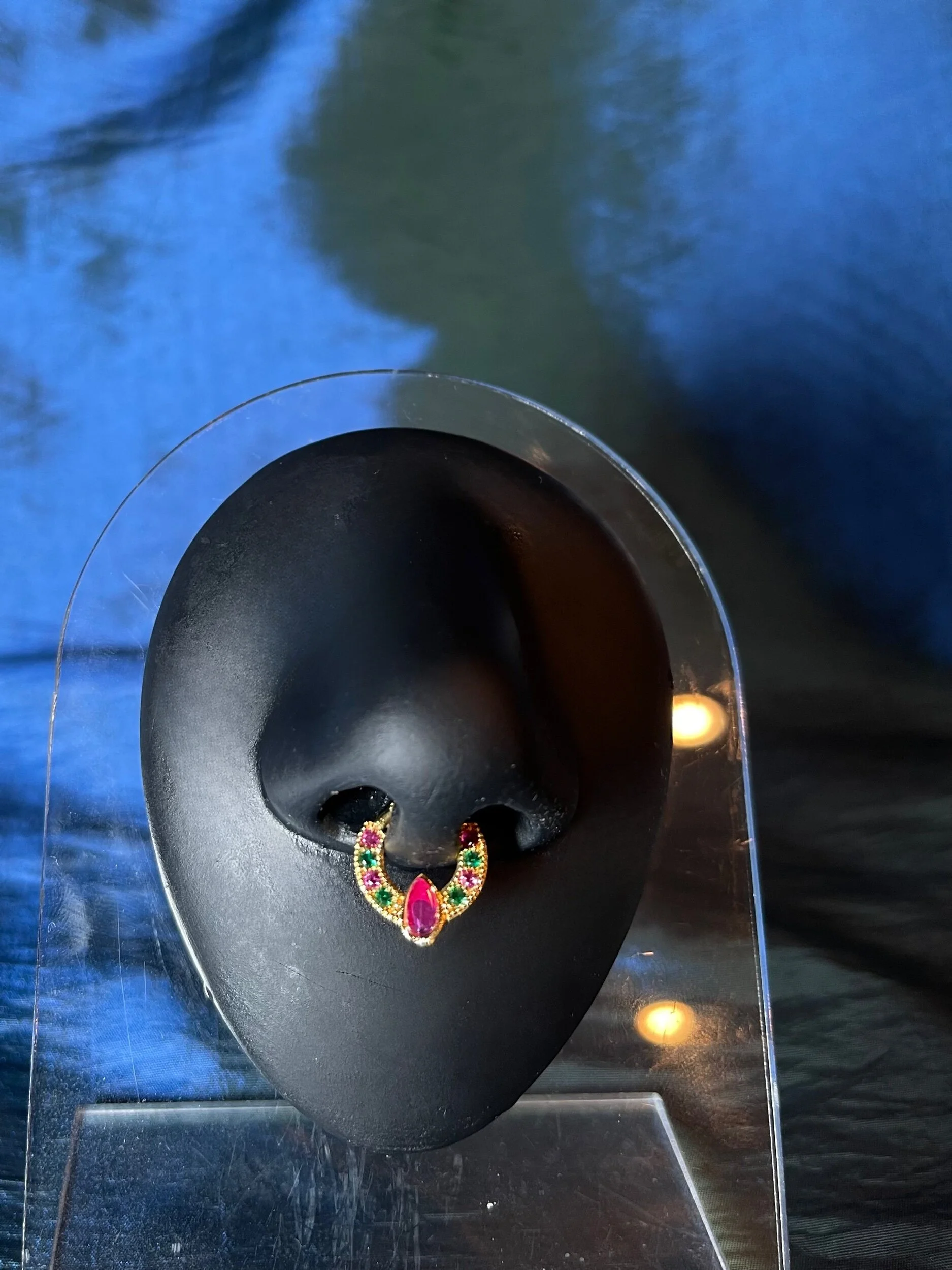 70E3866E-E5CC-436D-AD27-27A785397743