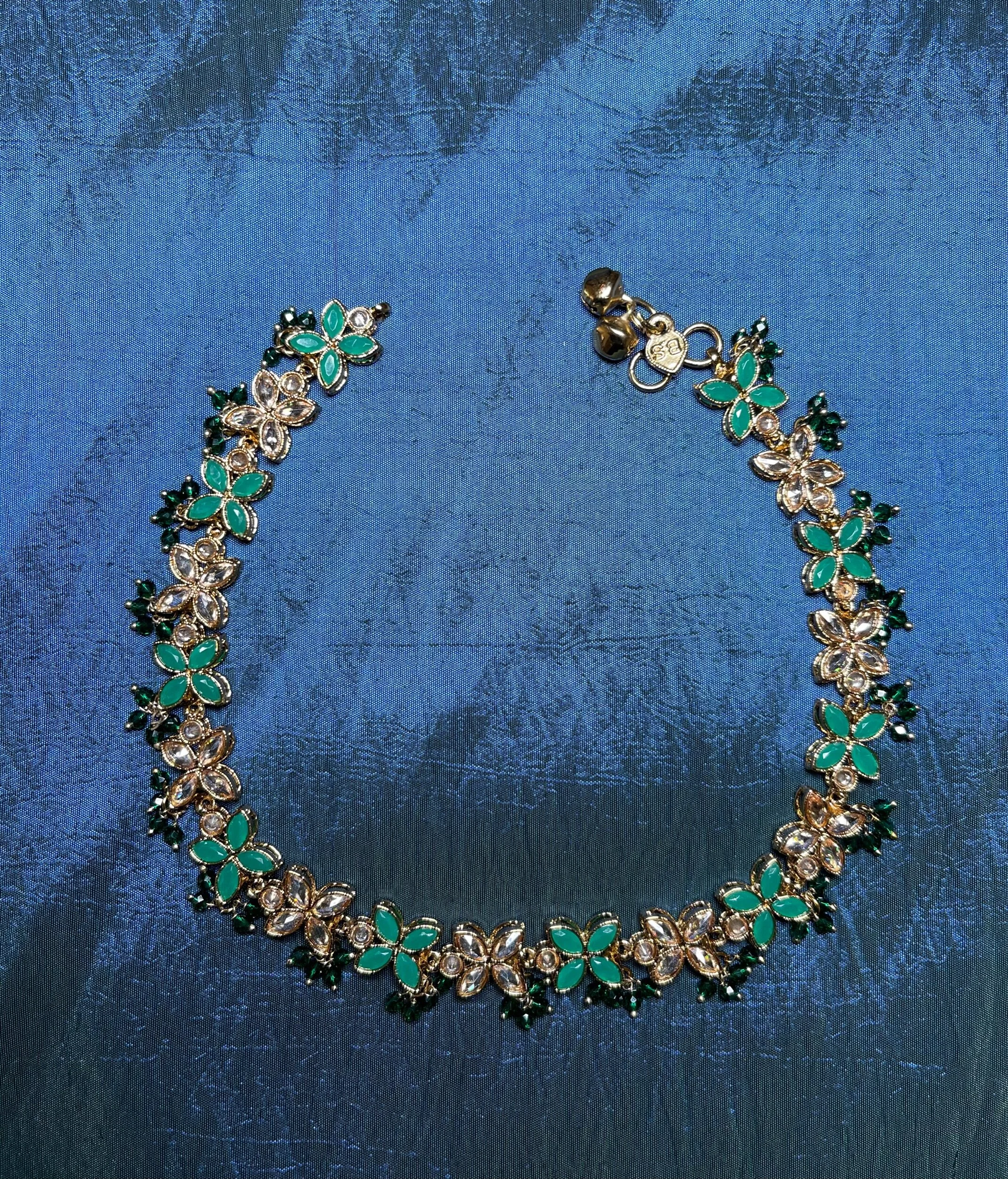 78605533-40F7-4649-B0A9-200E38F53AC3