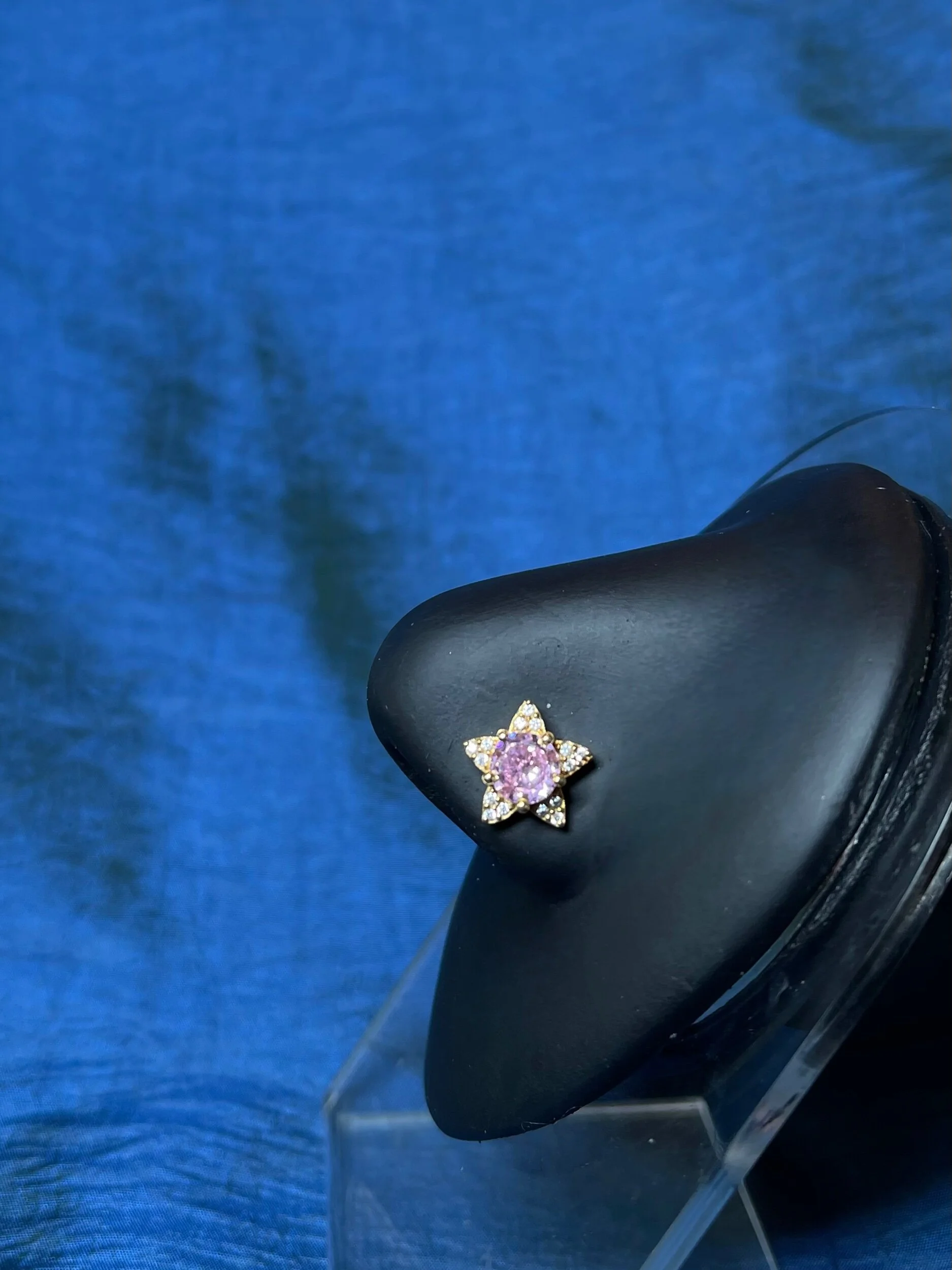 EDFCD135-D6AB-4315-B7C7-C3E92F33E6FF