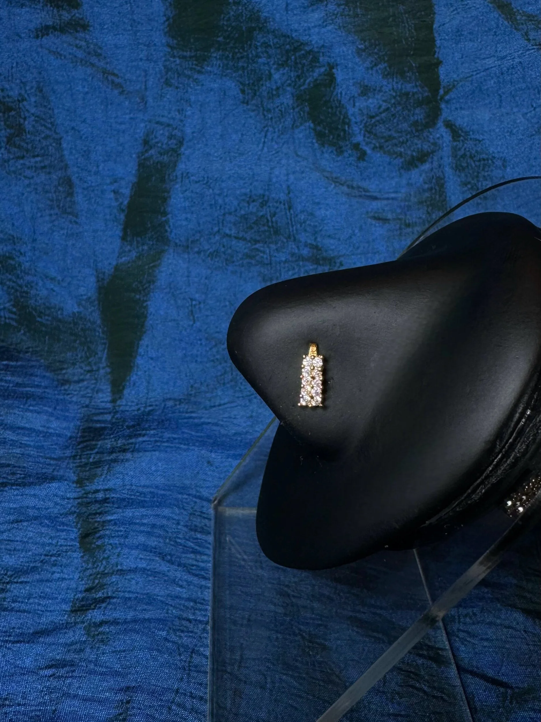 84272FBB-12A6-40CD-B3A1-35CB579B47A2