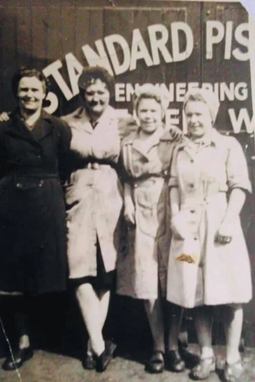 Beatrice Montgomery (second from left) taking a break with her wartime colleagues. Photo courtesy of Michelle Rawlins