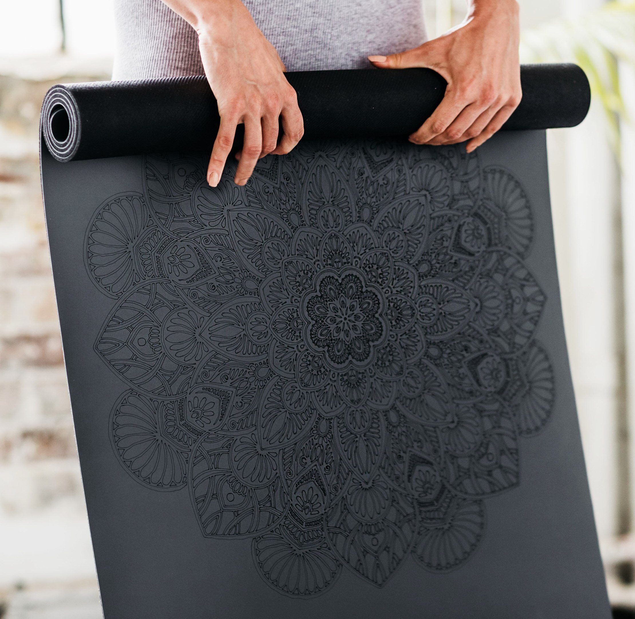 1.Grey Yoga Mat Mandala DIYogi.jpg