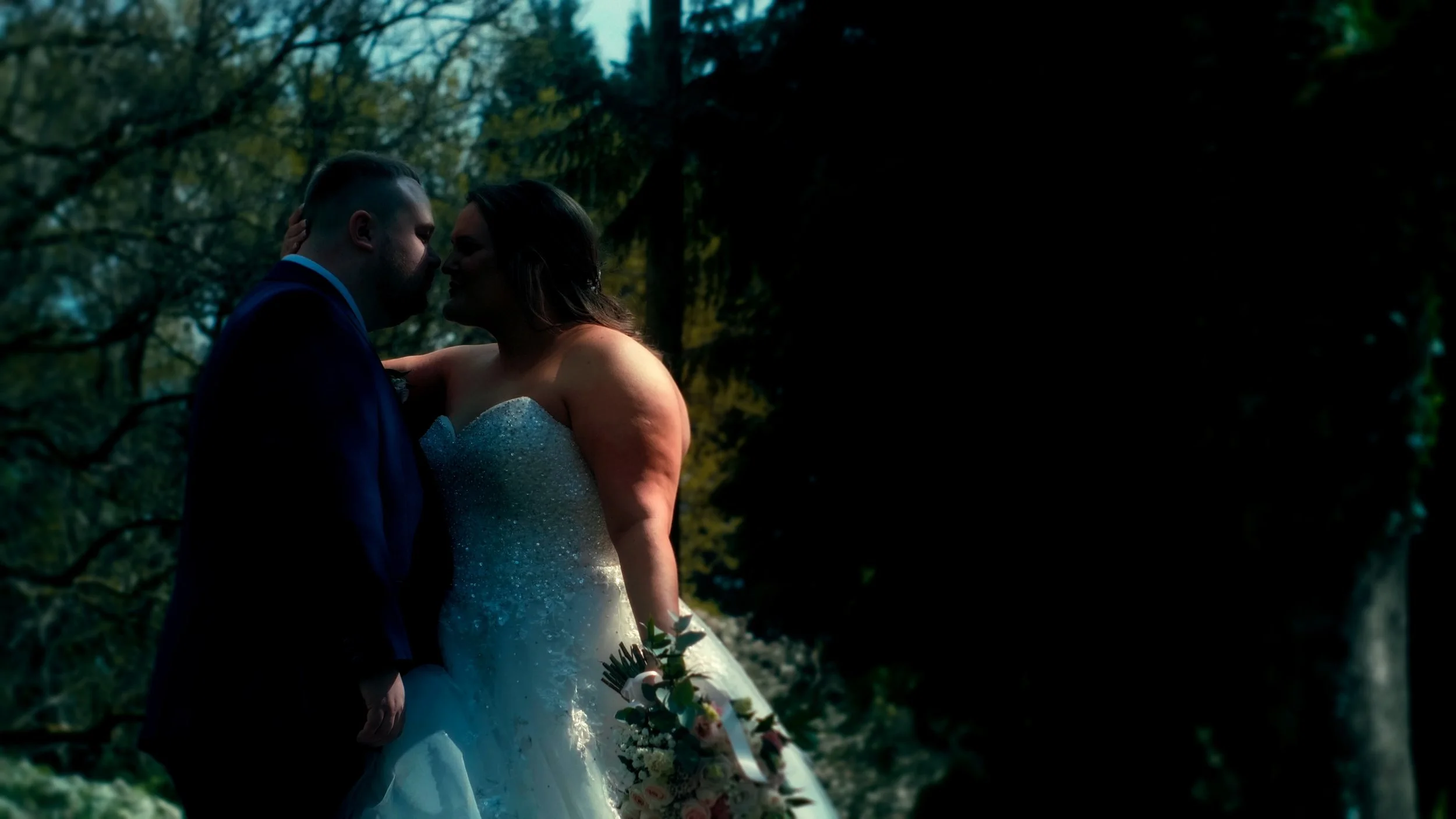Datrysiad_Media_Fran_Aled_Wedding_Bride_Groom_2.jpg