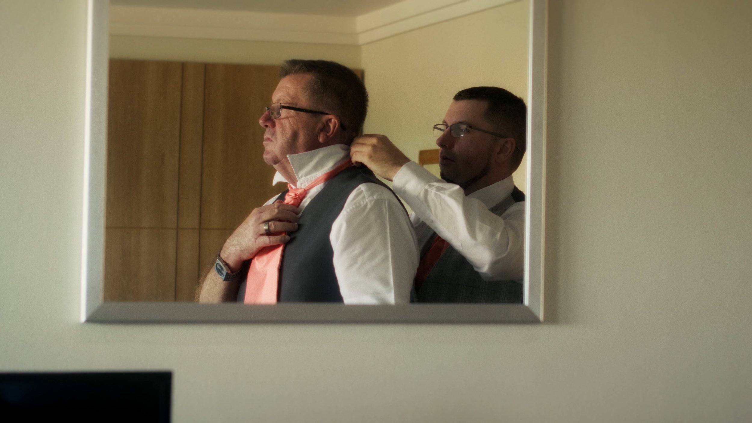 Datrysiad-Media-Weddings-Groom-Prep-4-Cardiff.jpg