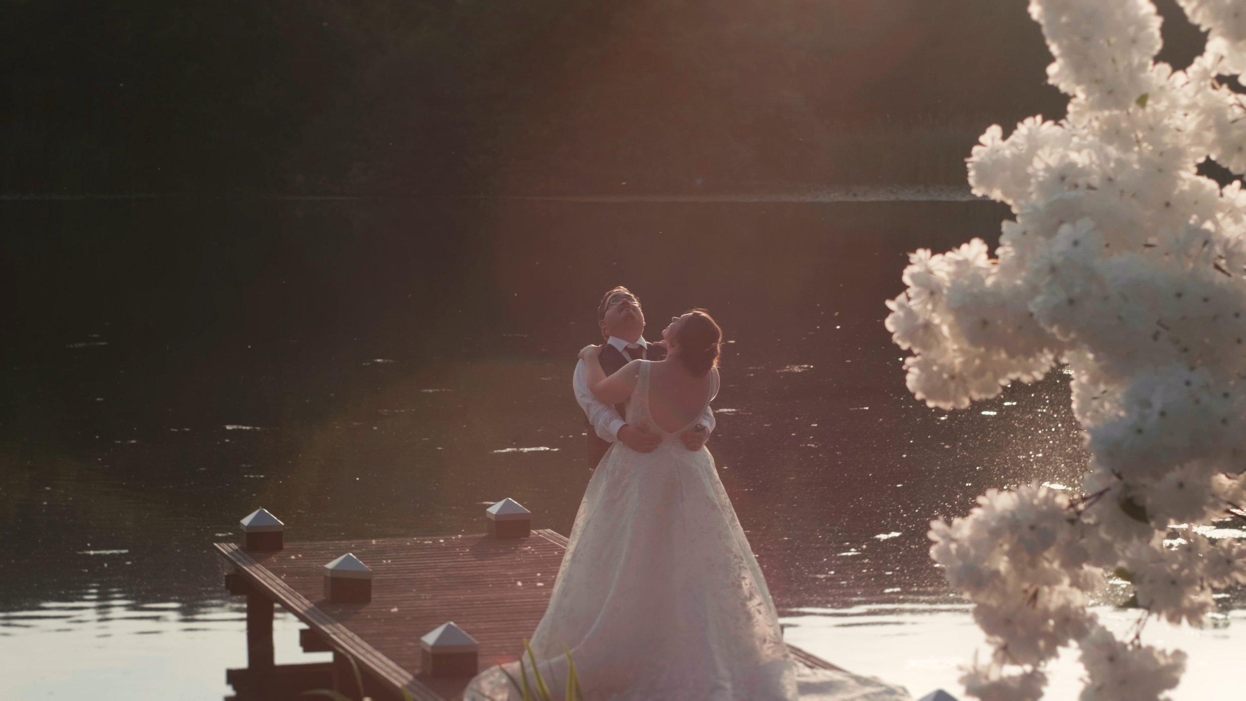 Datrysiad-Media-Weddings-Rhiannon-Grant-Highlight-13.jpg