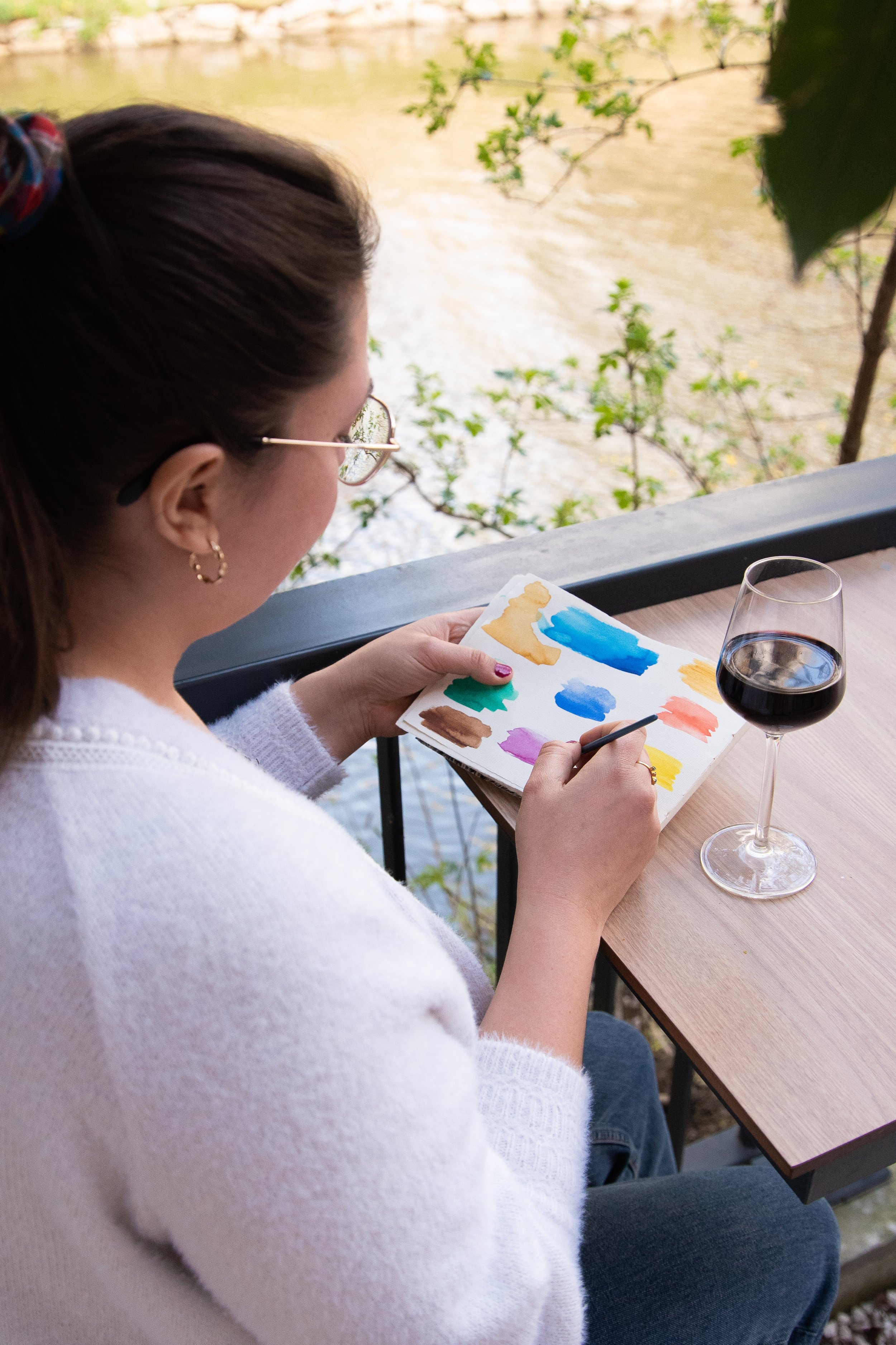 chouettes-hostel-rennes-apero-vin-aquarelle-vilaine-terrasse.jpg