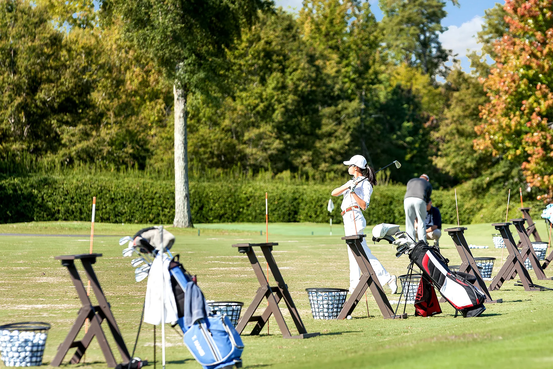 golfer-at-practice.jpg