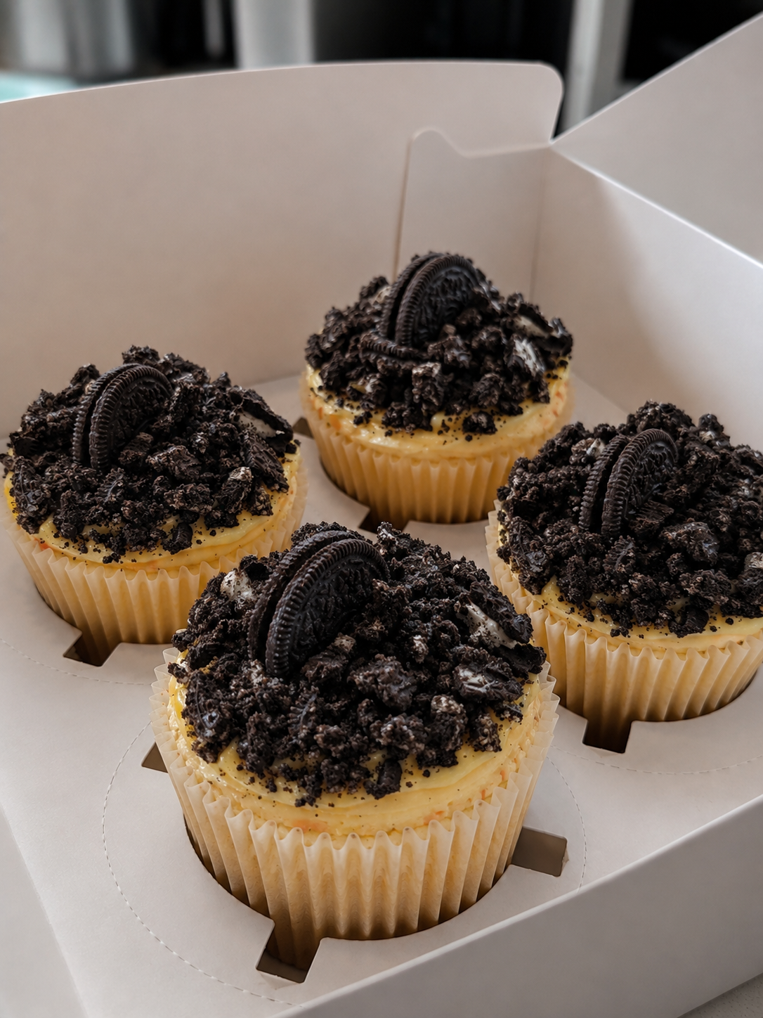 Oreo Cheesecake Cupcakes