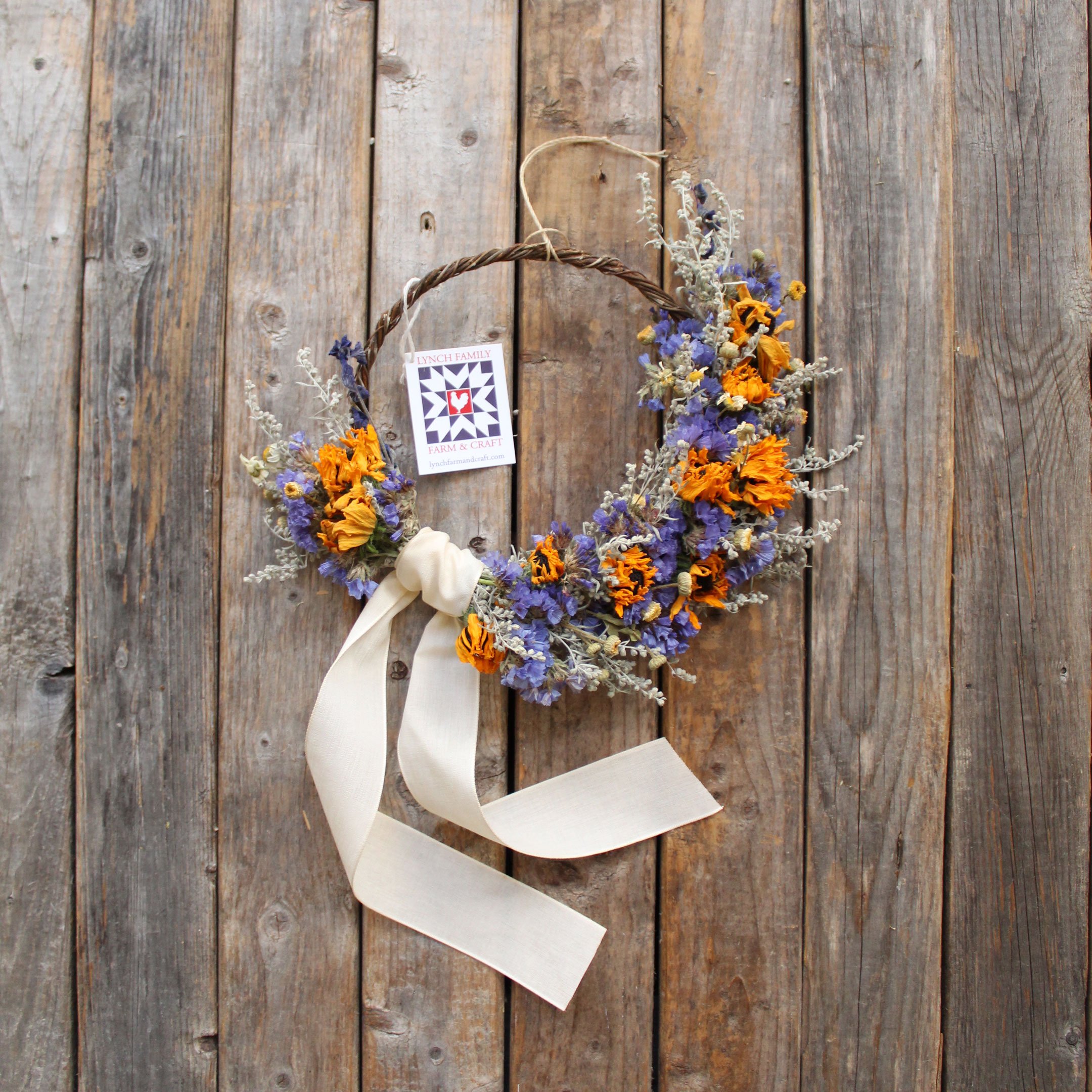 26N042-Small-Dried-Flower-Wreath-(2).jpg