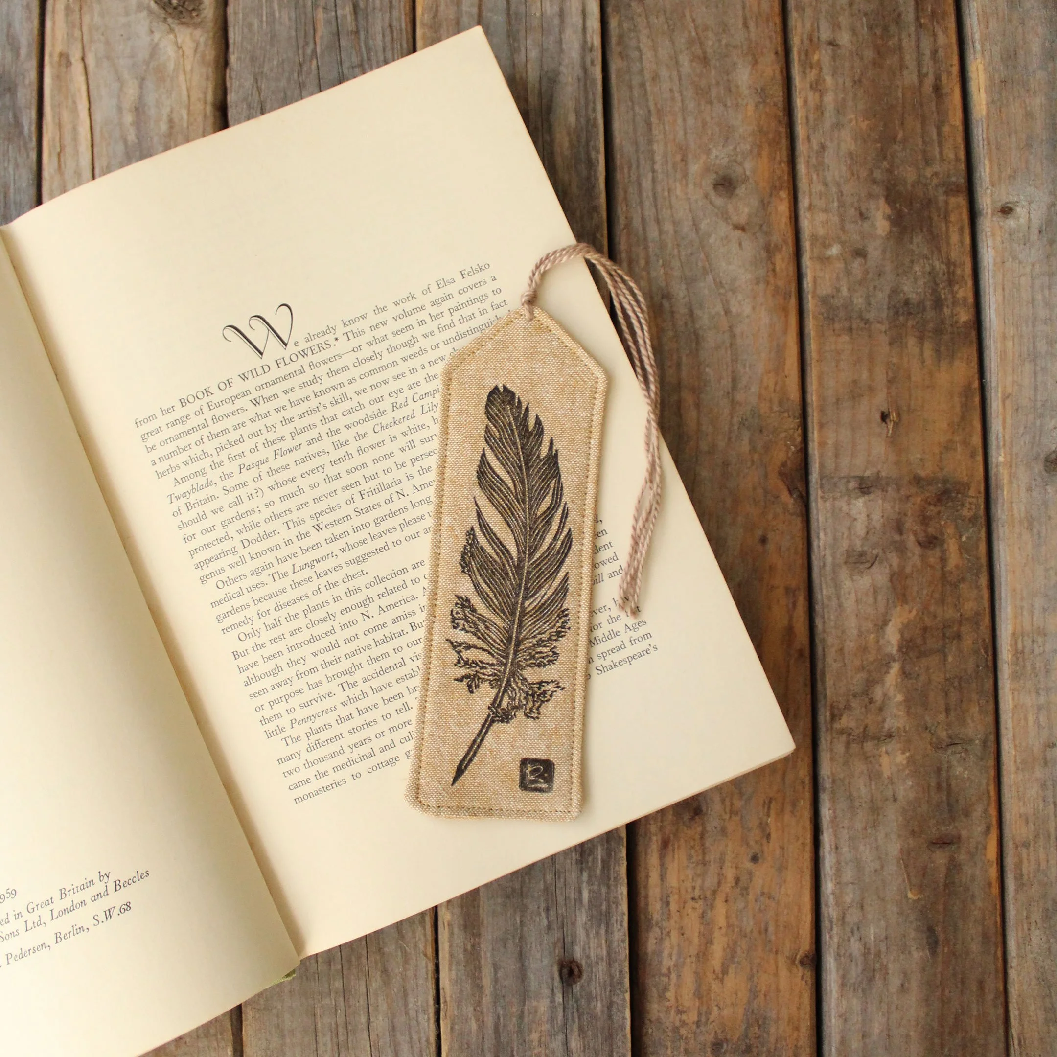26N026-linocut-printed-feather-bookmark-(2).jpg