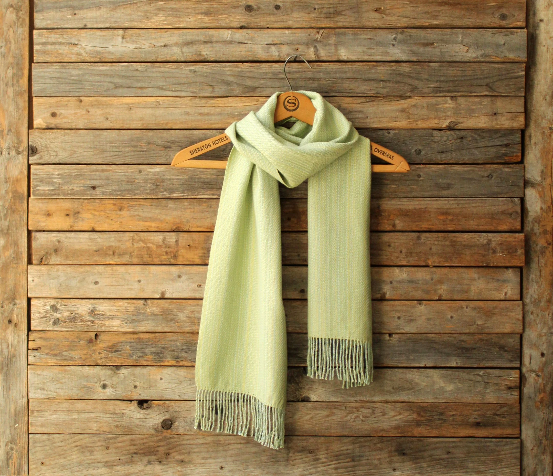 26N045-handwoven-green-cotton-scarf-(2).jpg