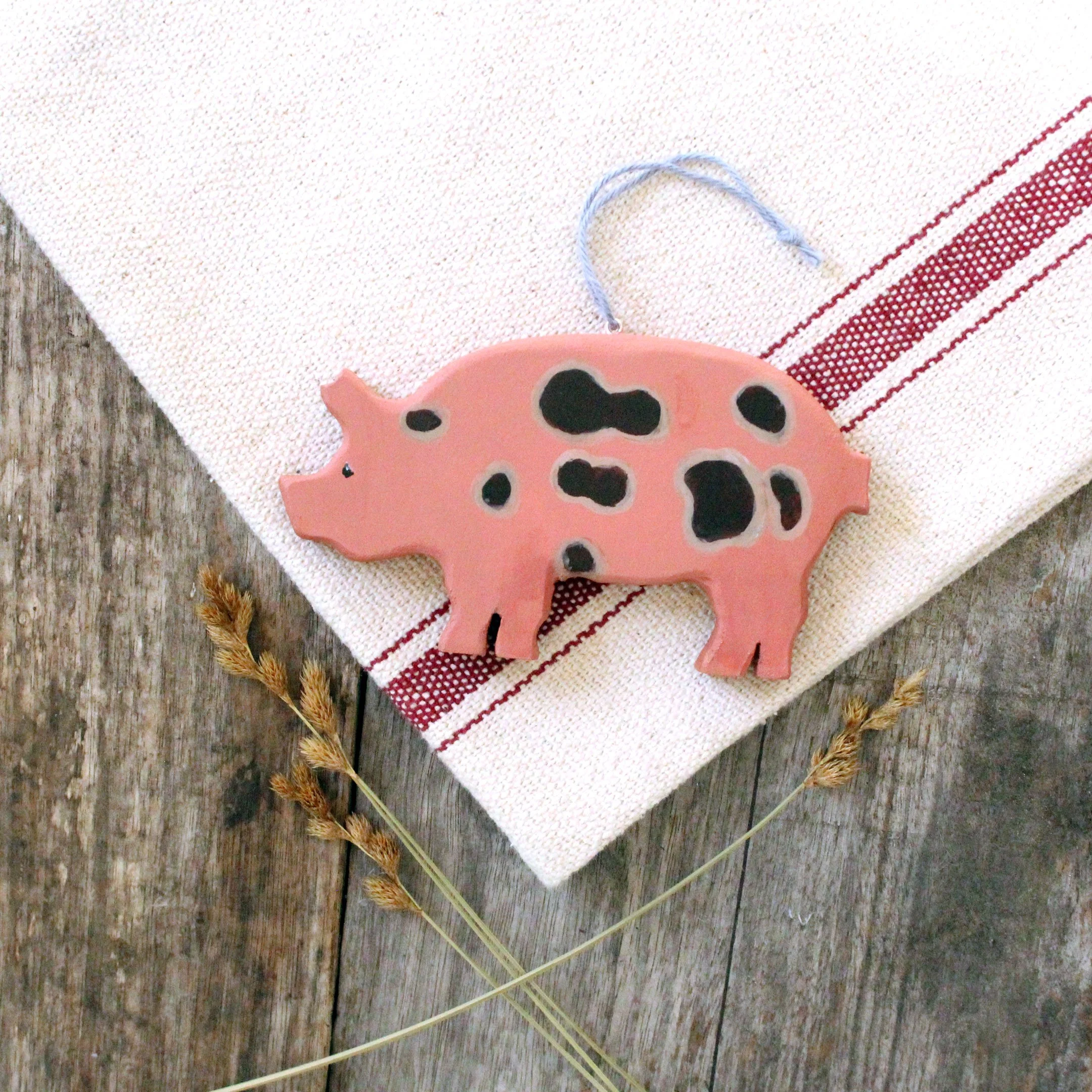 Spotted Pig Ornament #2