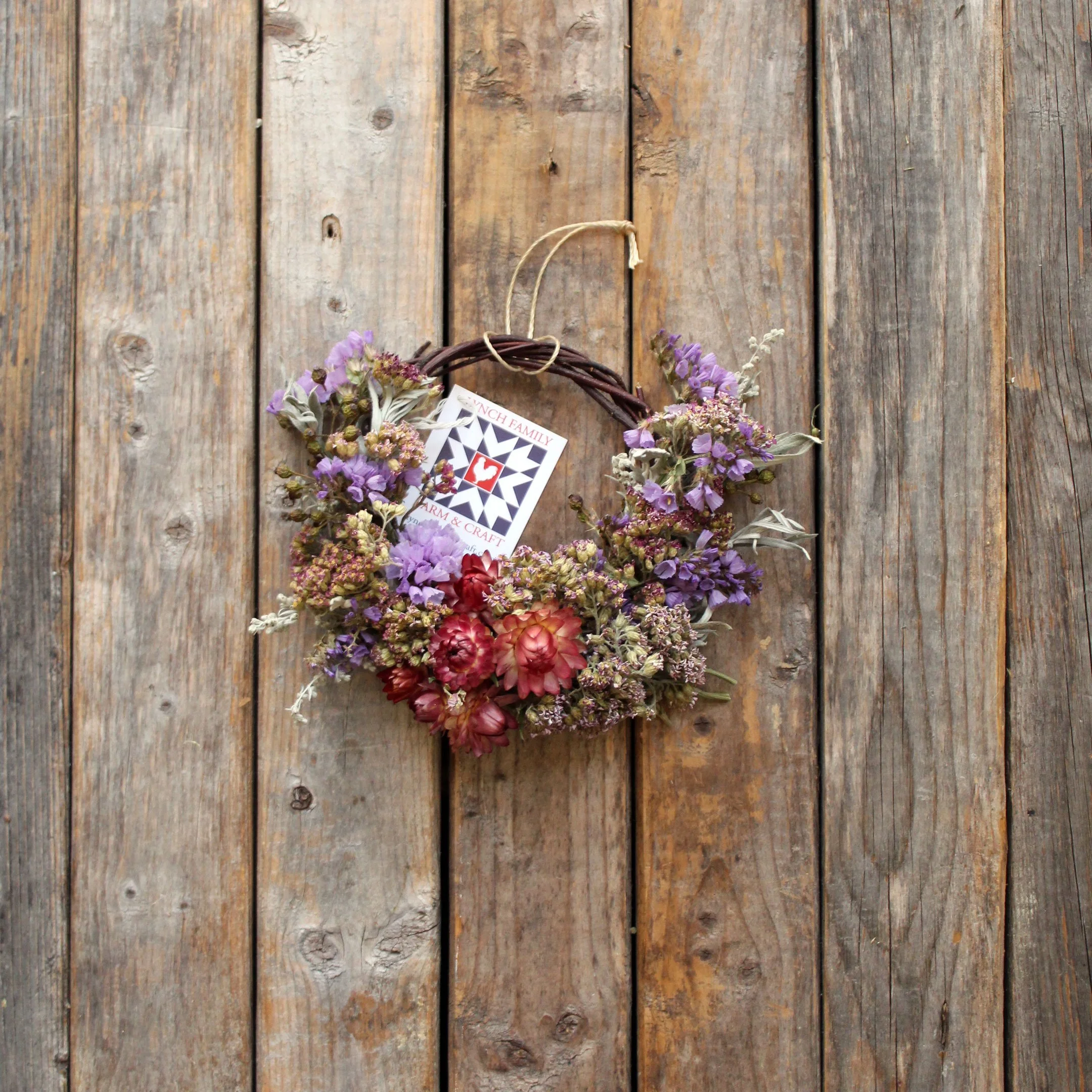 26N032-Small-Dried-Flower-Wreath.jpg