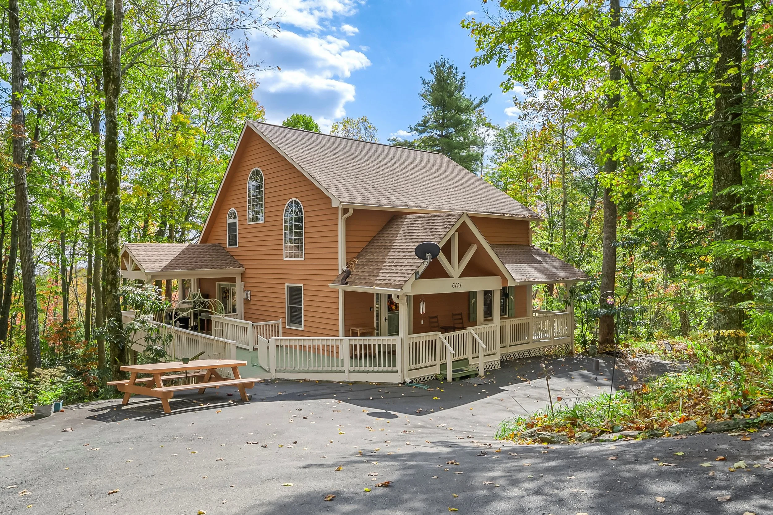 6151 Hemlock Ln, Upper Creek Acres - $499,000