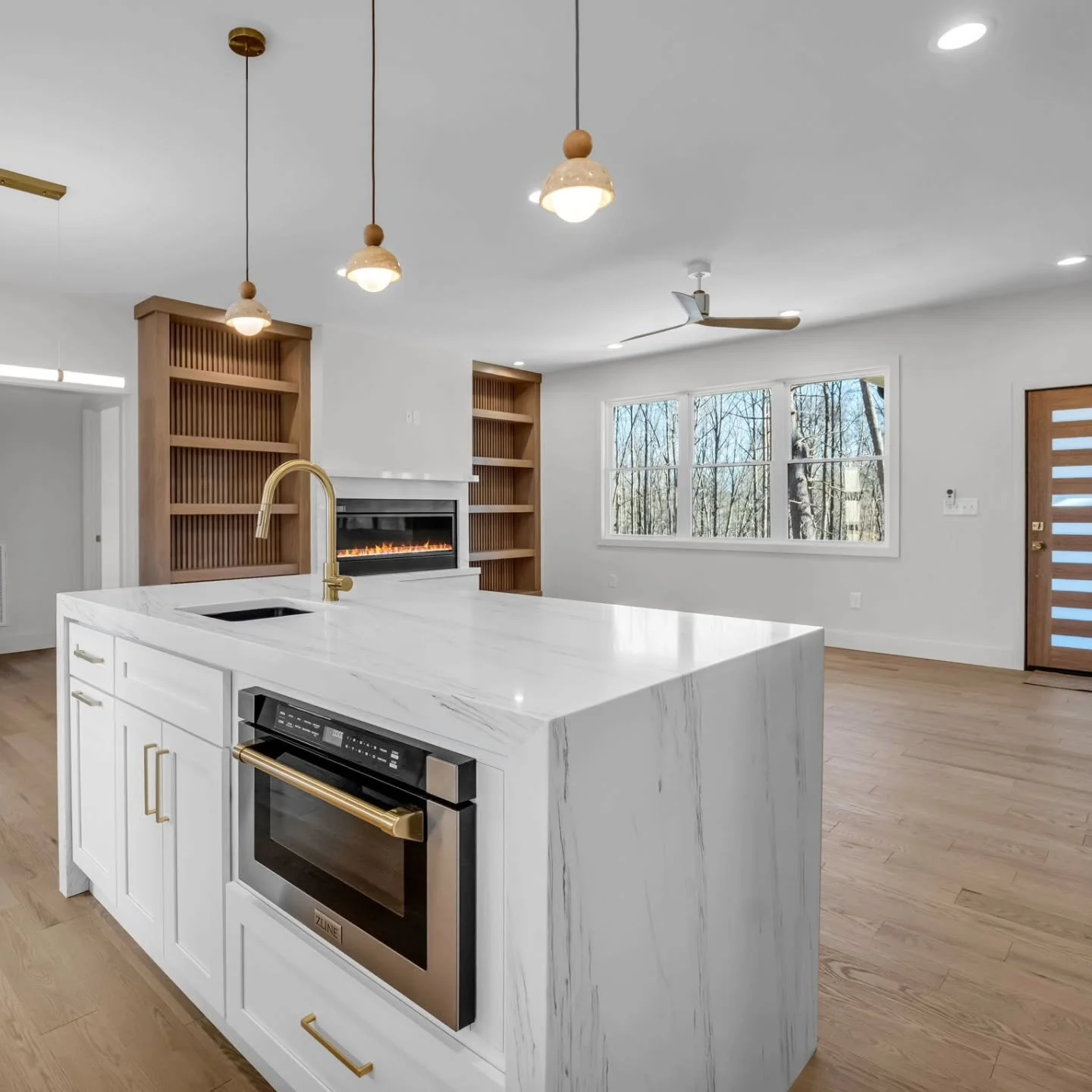 This is still the one 🥰

New Construction ▪︎ 135 Hilltop Street ▪︎ 17.88 acres ▪︎ Morganton NC 🌟 visit mccombsandhoke.com

#walktotown 
#downtownmorganton 
#newconstruction 
#westernnorthcarolina 
#smalltownlife