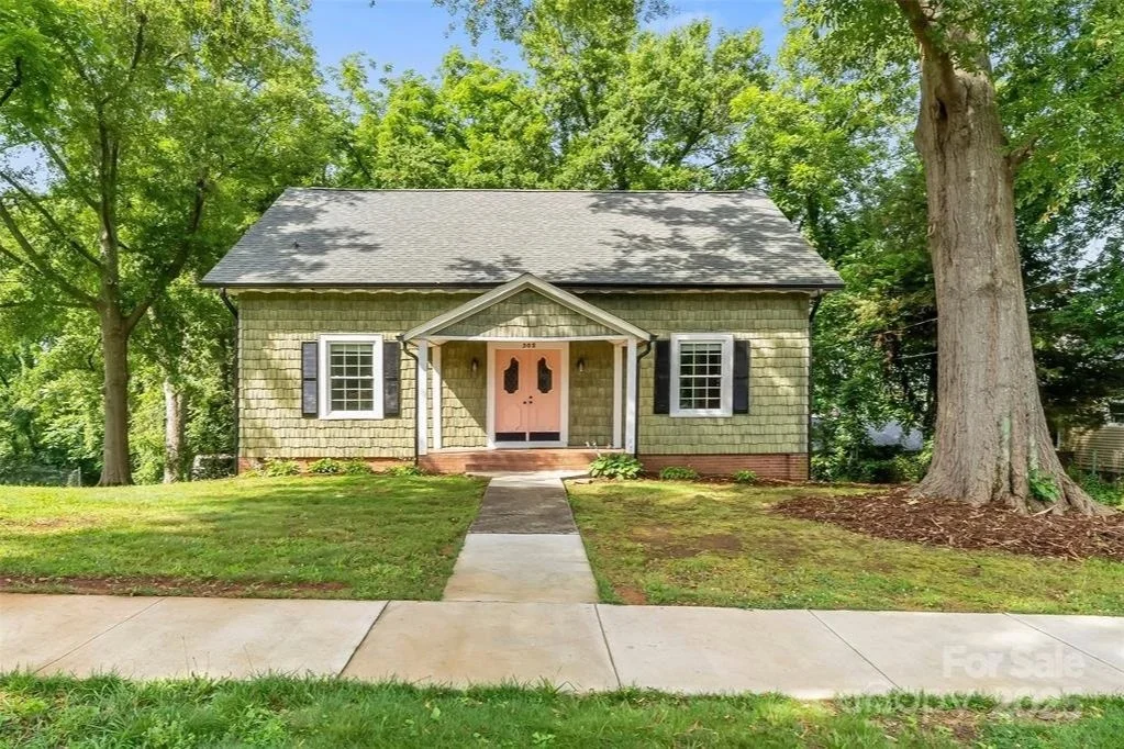 302 White St, Morganton - $384,900