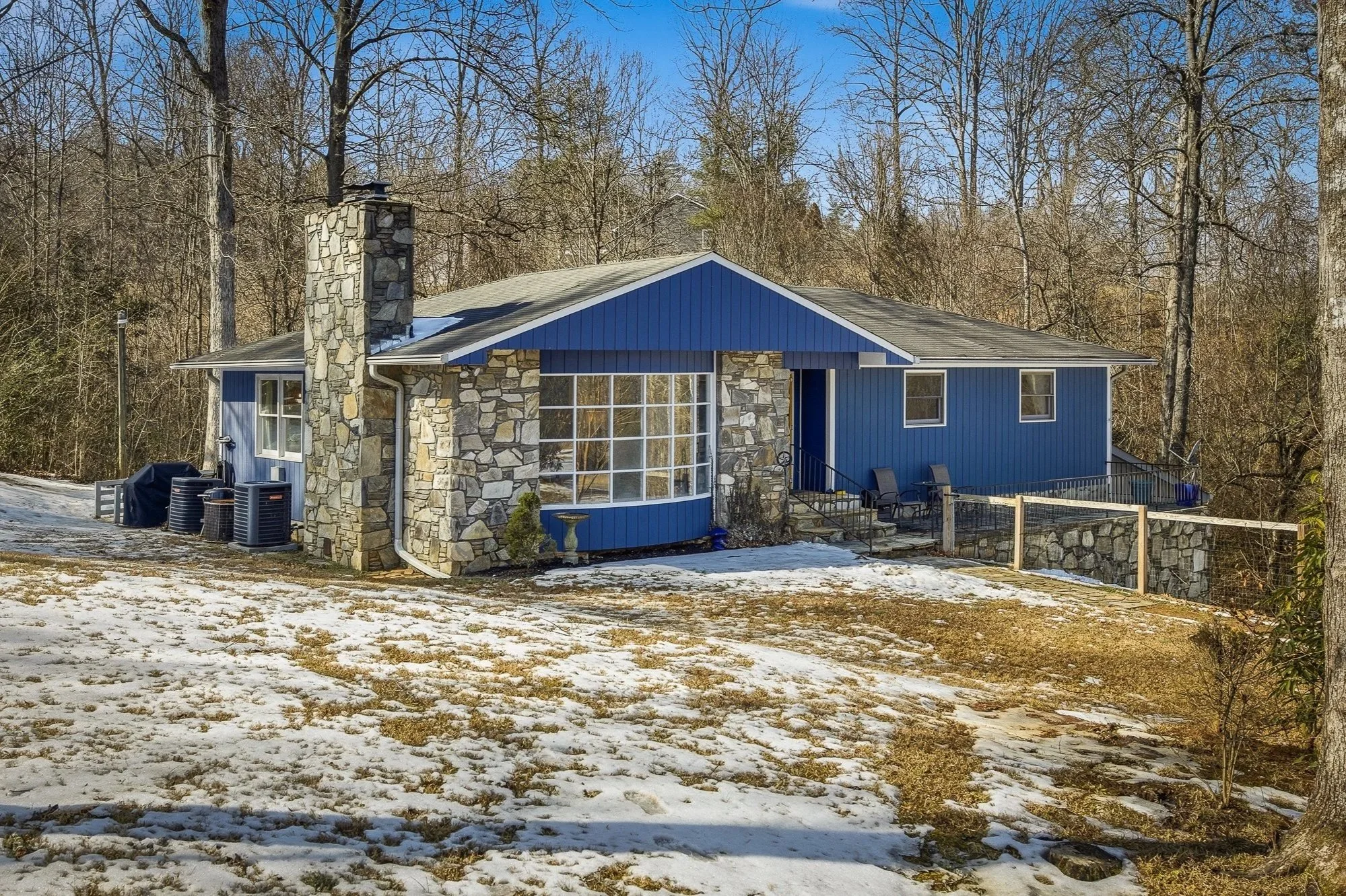 101 Honeysuckle Ln, Morganton - $375,000