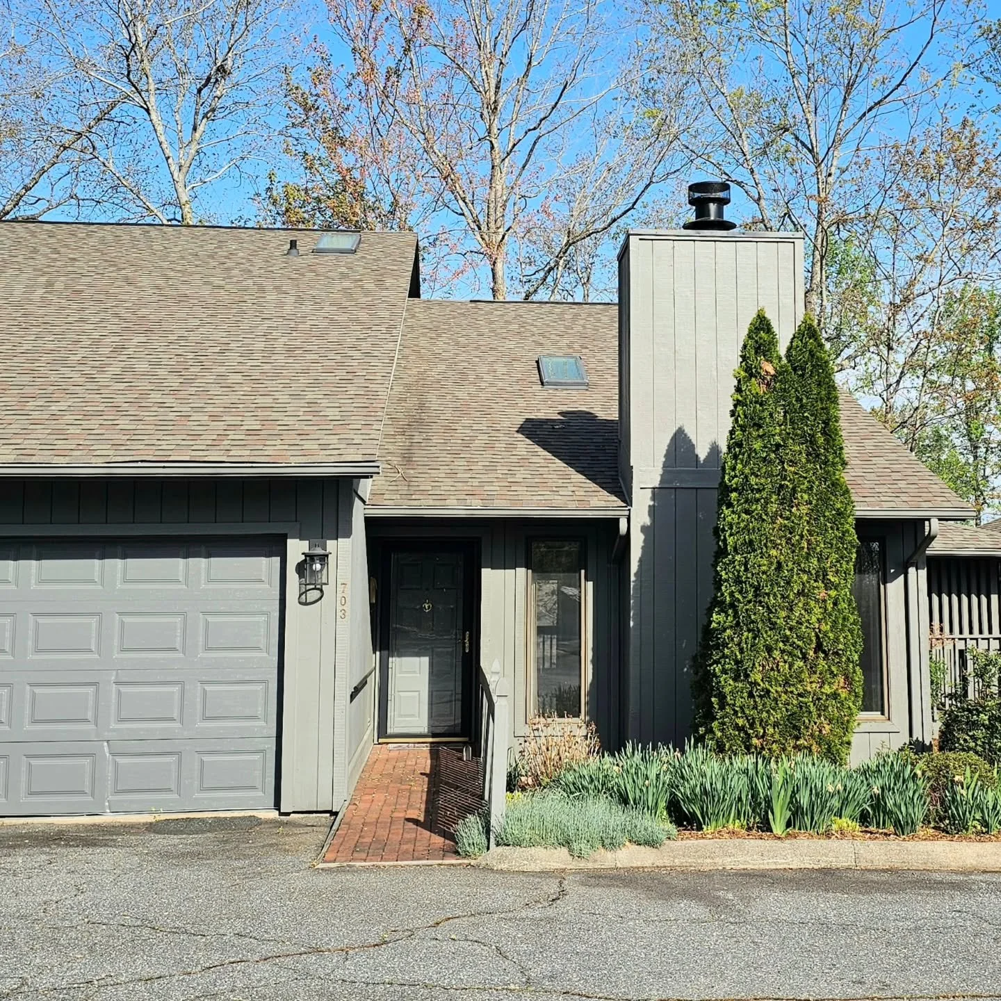 Adulting simplified 🌷

Victory Pointe Condominium ▪︎ 703 Independence Trail ▪︎ 2 bedrooms + loft, 2.5 baths ▪︎ Morganton NC ✨️ visit mccombsandhoke.com

#condoliving 
#828isgreat 
#westernnc 
#lowmaintenanceliving 
#wncrealestate