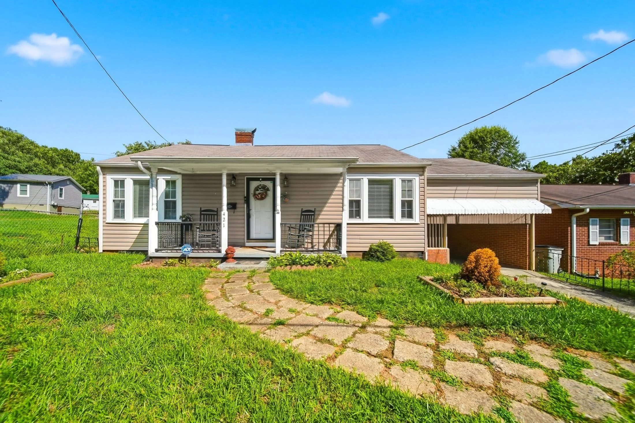 421 Finley Ave NW, Lenior - $142,000