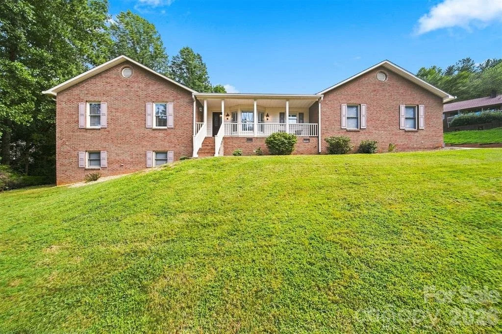 107 Timberline Dr, Morganton - $398,000