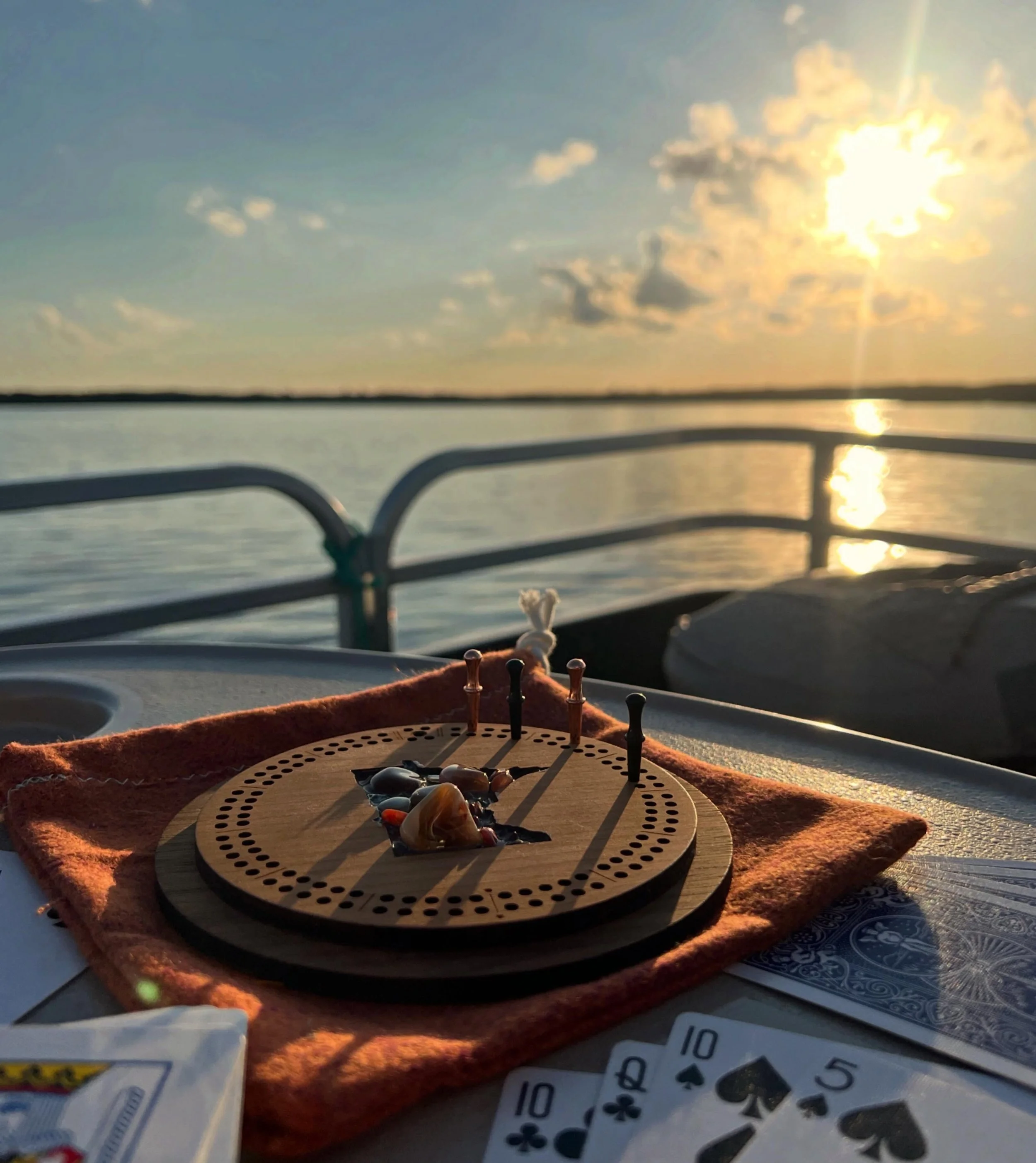 These kind of nights ✨🌲🖤

#northcountrycraft #cribbage #travelcribbage #minnesotasummer #lakedays