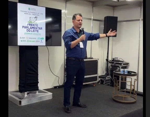 Liderada por Câmara, FP do Leite discutiu na Agrotec gargalos para alavancar produção em MS Liderada por Câmara, FP do Leite discutiu na Agrotec gargalos para alavancar produção em MS