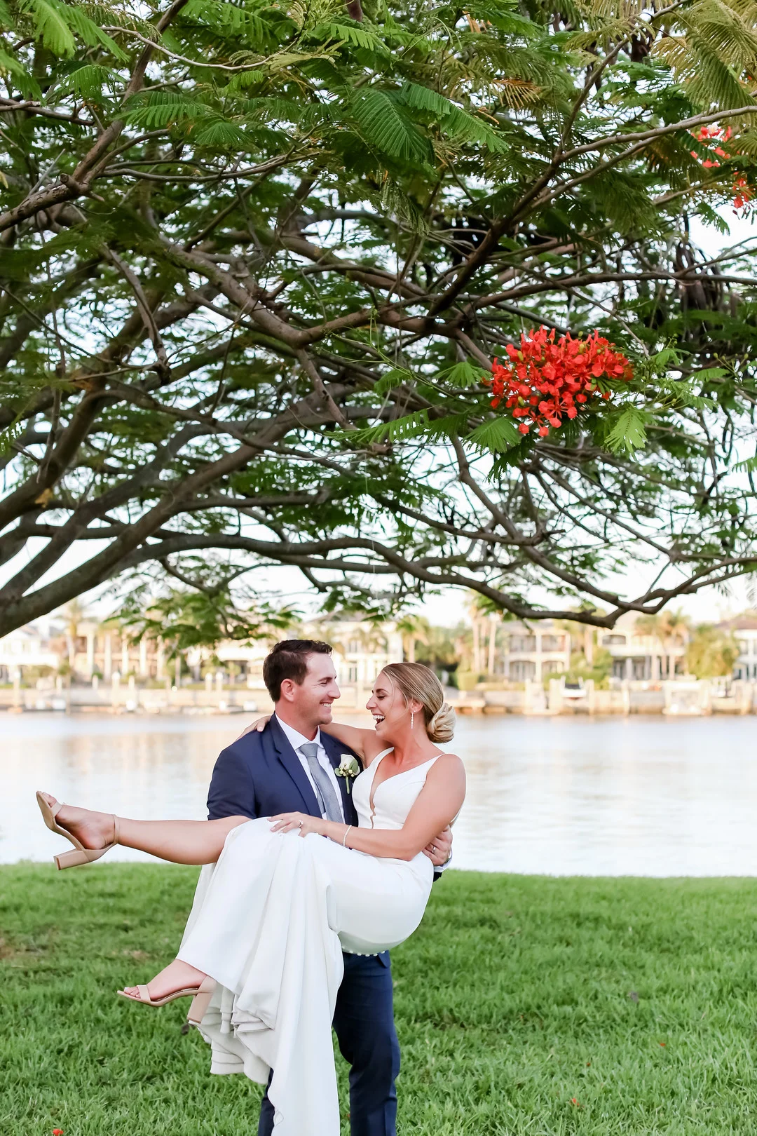 Backyard, garden wedding at Davis Island Garden Club in Tampa, FL