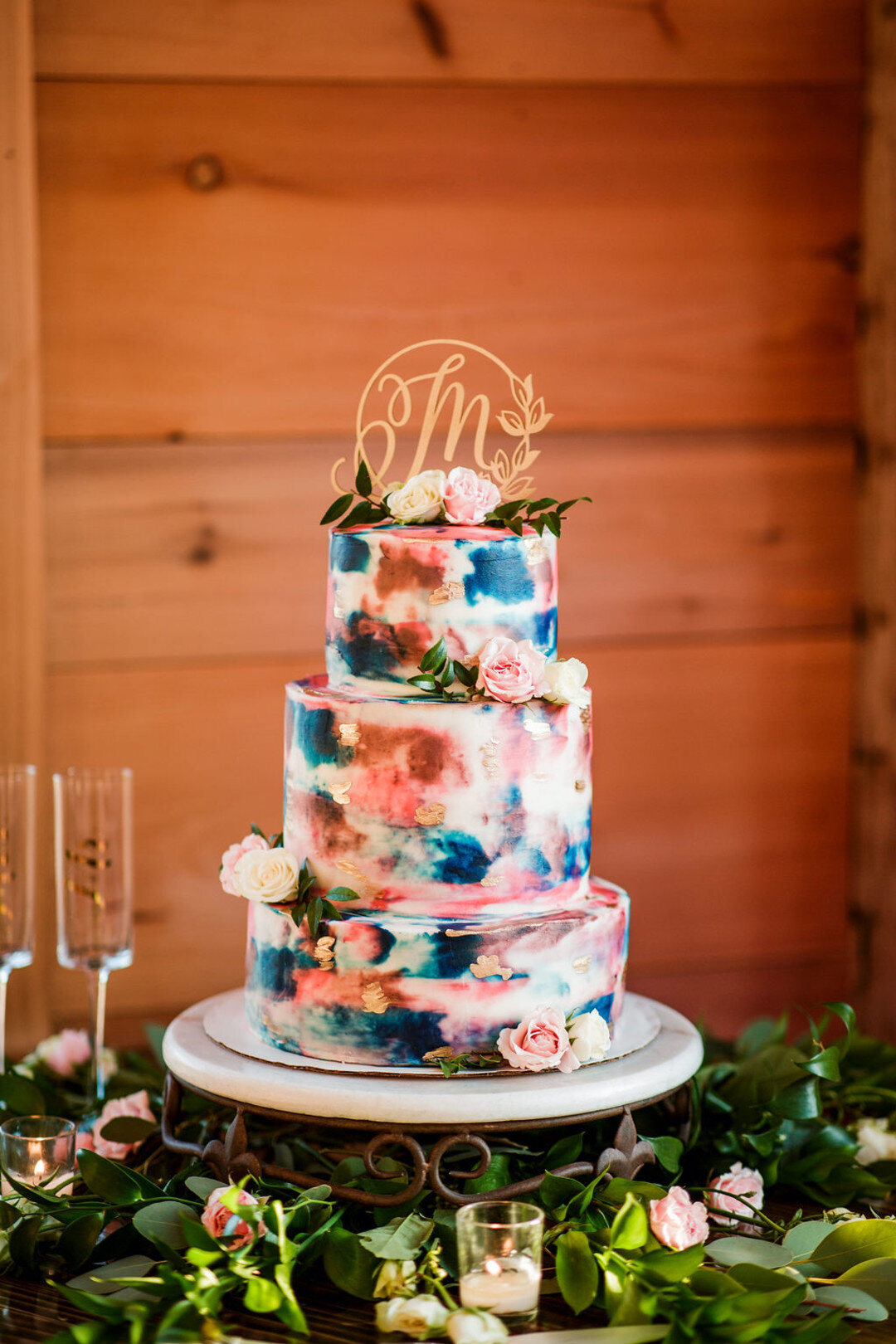 Colorful, estate wedding at Crooked River Lodge in Nashville, TN