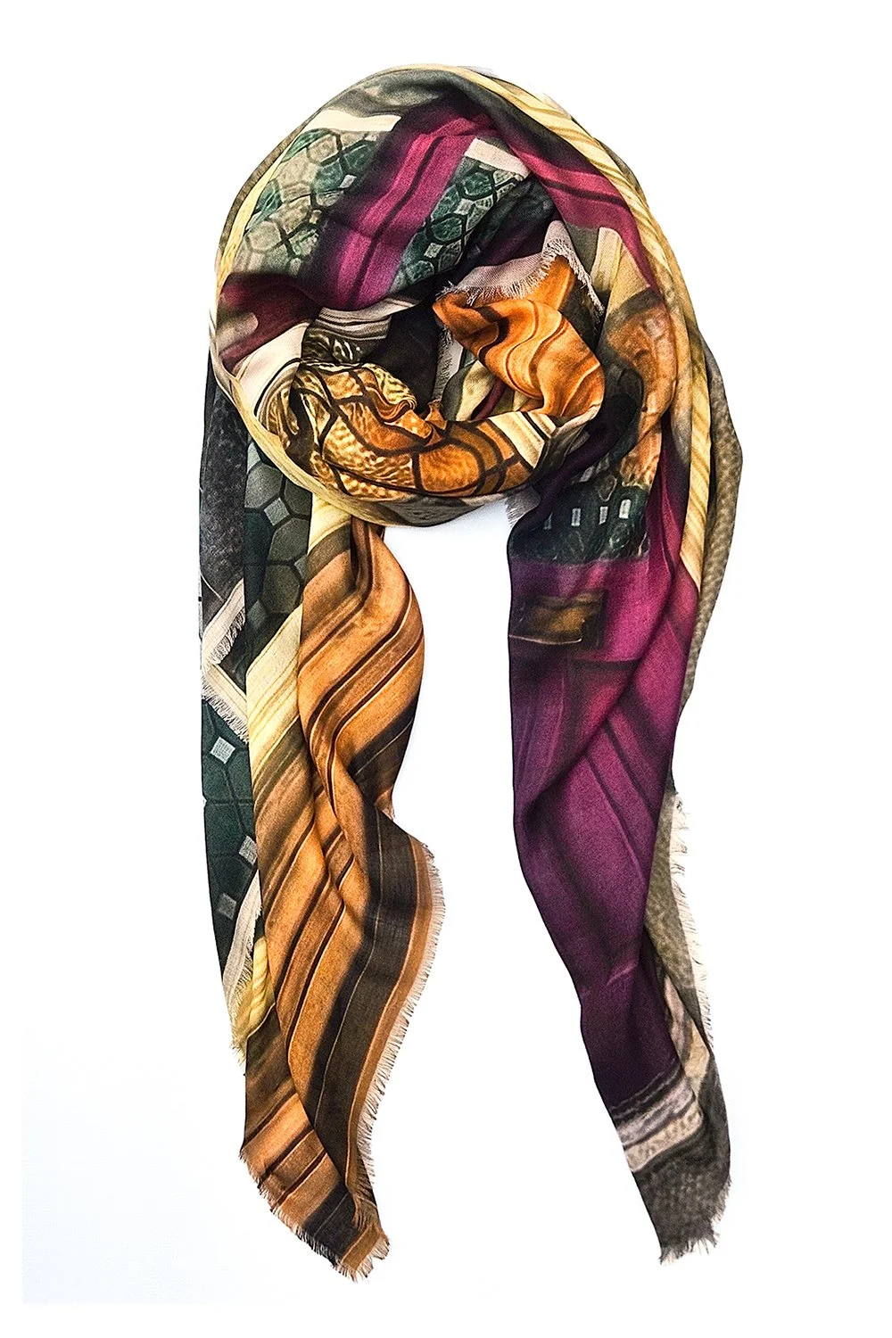 Frida - Drape for web 2.jpg