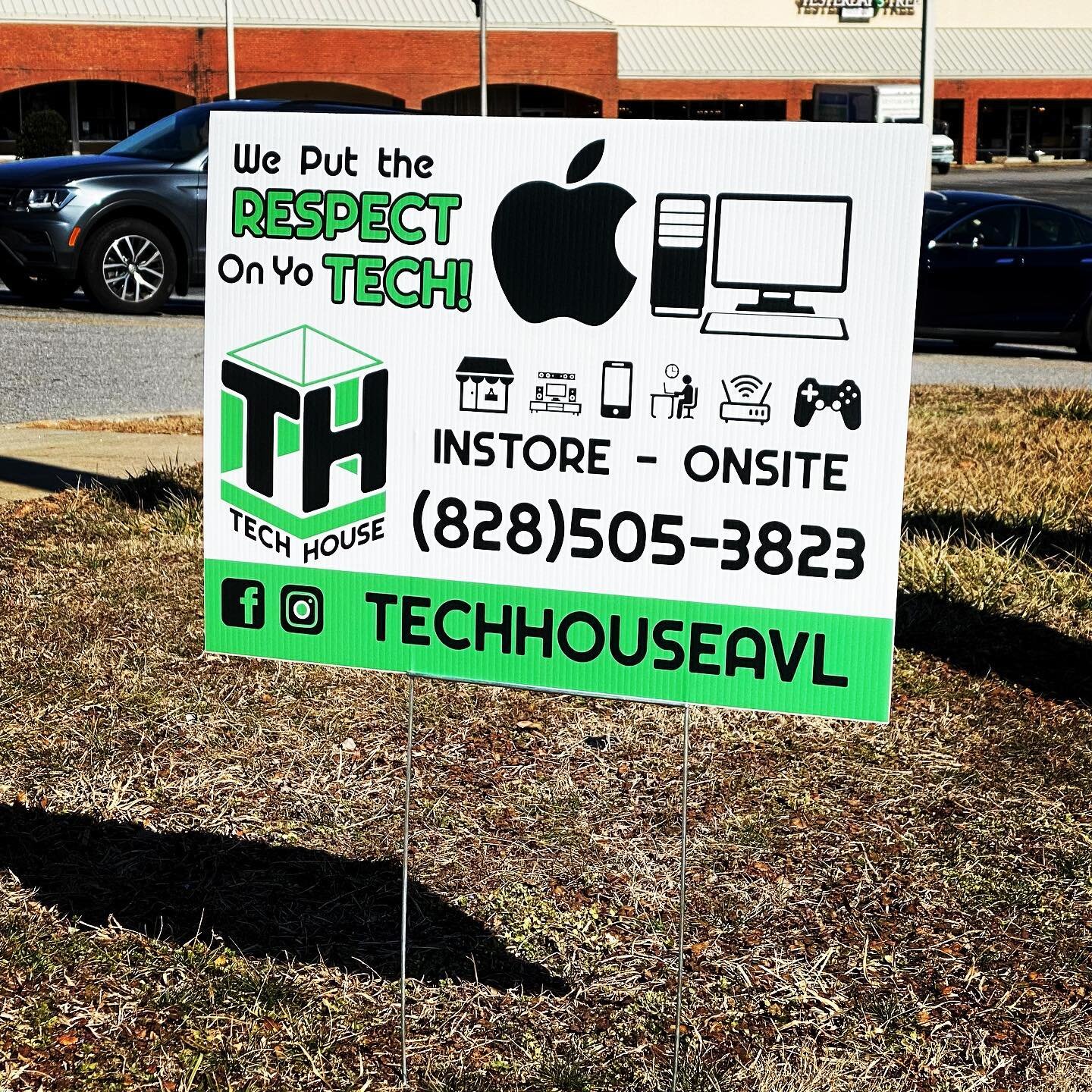 &ldquo;We Put the RESPECT On Yo TECH!&rdquo;
Good morning and a happy Wednesday! Yard-signs are up! Let us know if you spot any! 

Where should we put more?

#downtownavl #minorityownedbusiness #blackhistorymonth #computerrepair