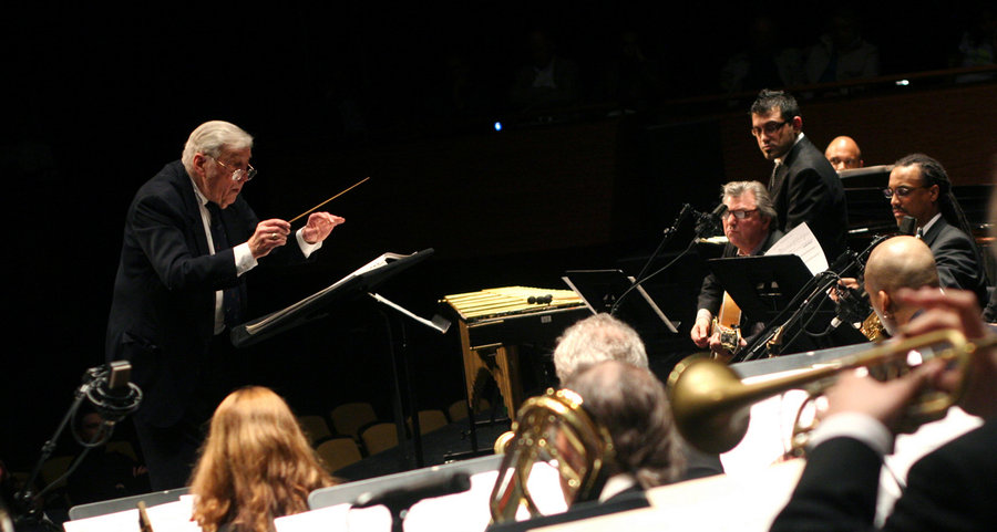 (Photo: Gunther conducts Epitaph in 2007)