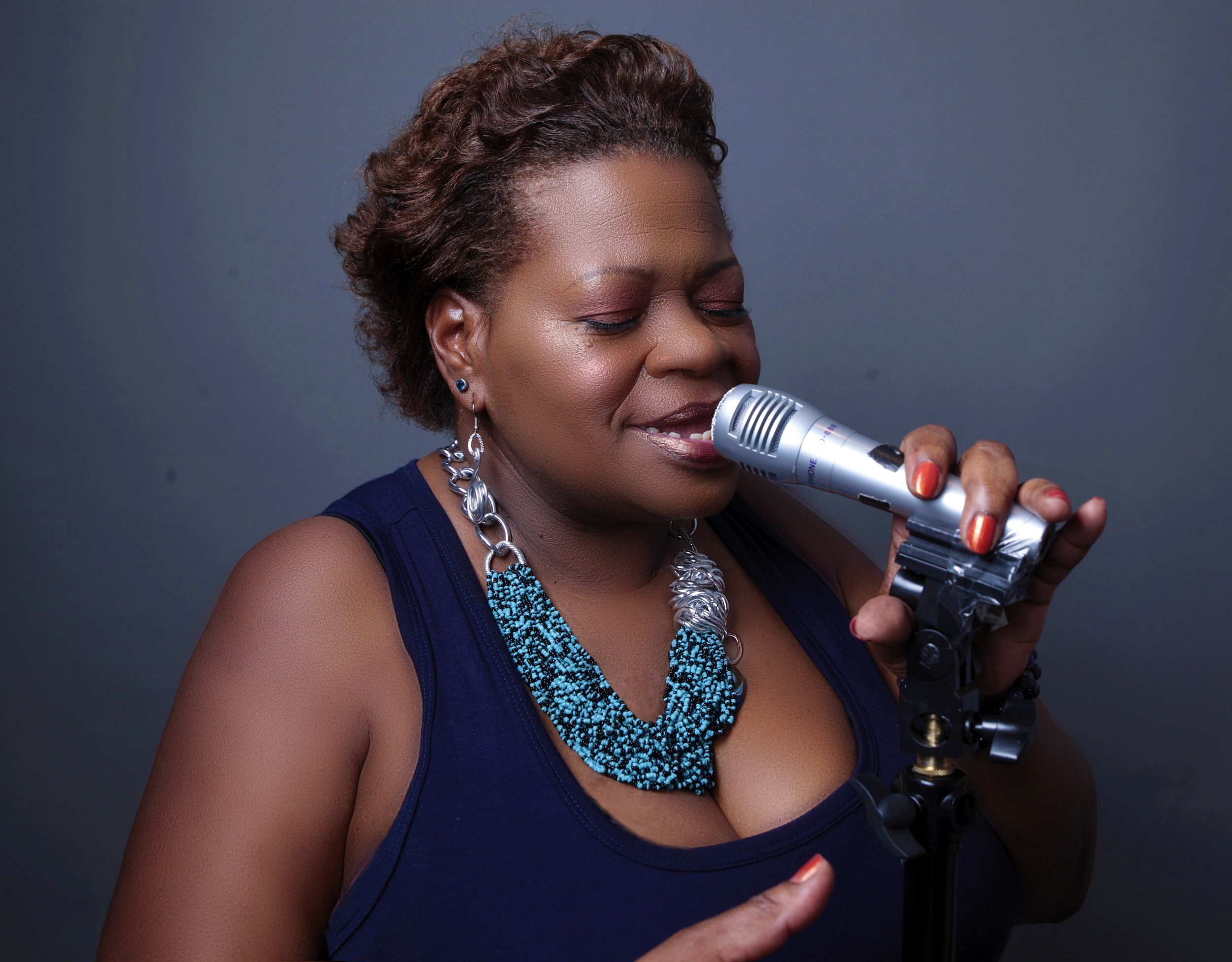 Renee Manning, vocalist