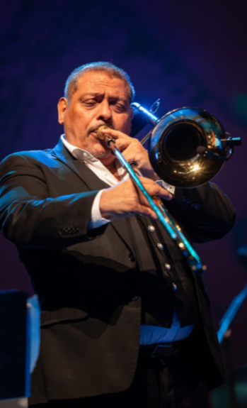 Luis Bonilla, trombone