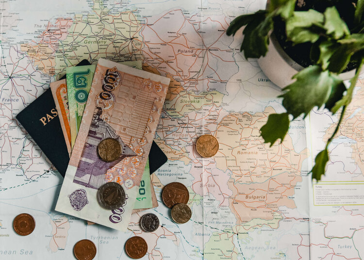Five Simple Ways to Save For Travel