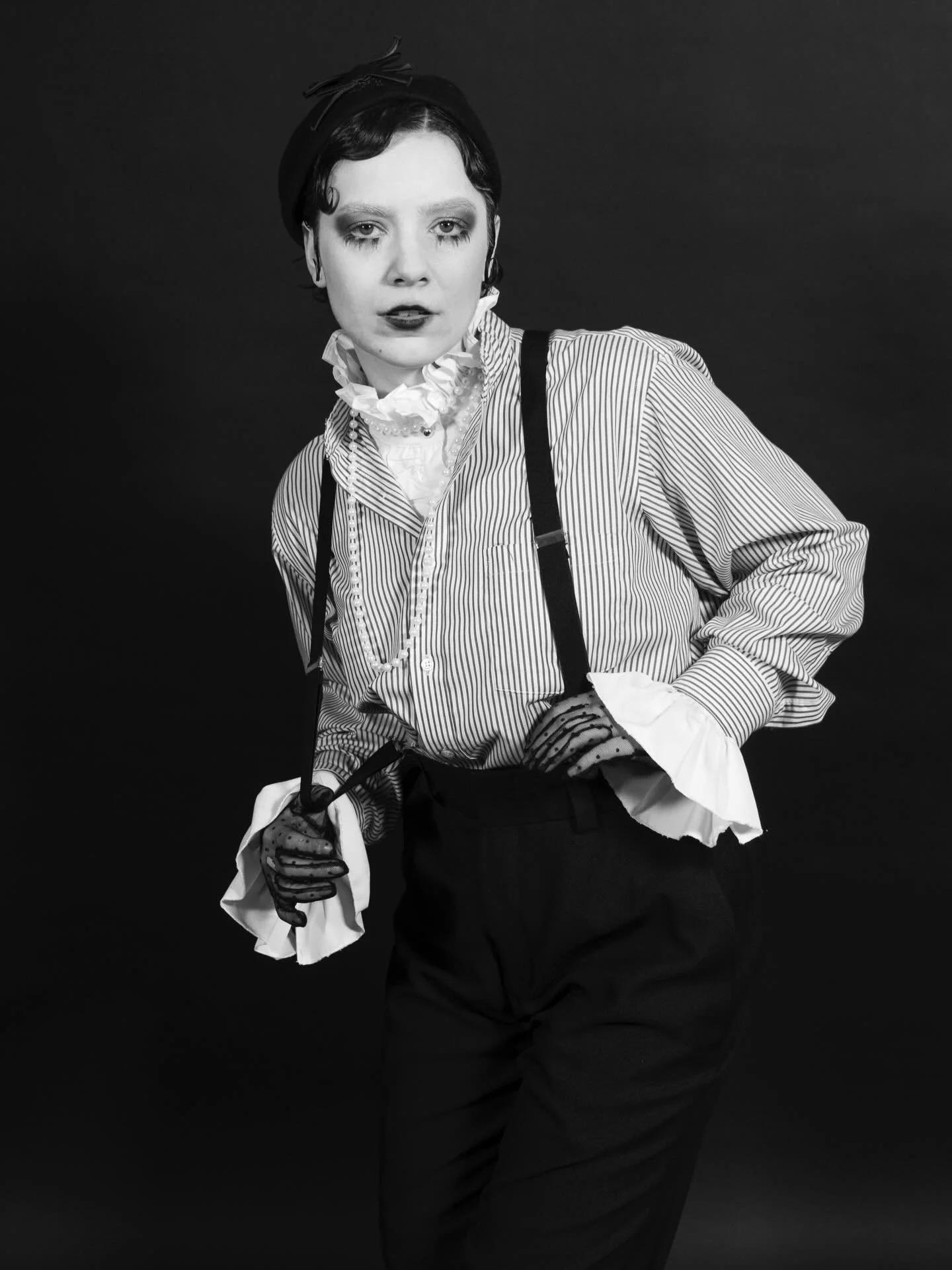 20s grit forever my favorite aesthetic 🚬

photography @photosbygabbyenid 
makeup @leevitalimua 
styling @abbycitarella.cd 
&bull;
#queerphotography #queerart