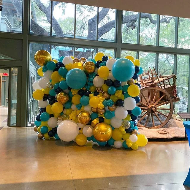 Balloon walls for the best backdrops ❤️