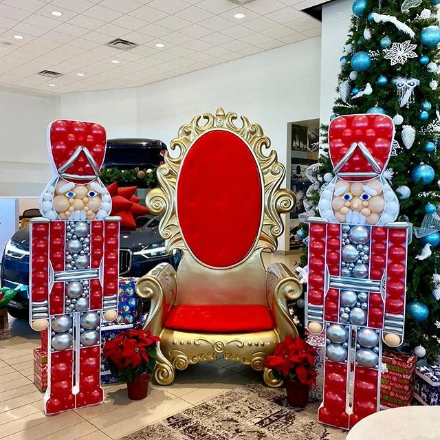 You are never too old to believe in the magic of Christmas 🎄! Nutcrackers standing tall ready to protect 🎅 Santa ❤️