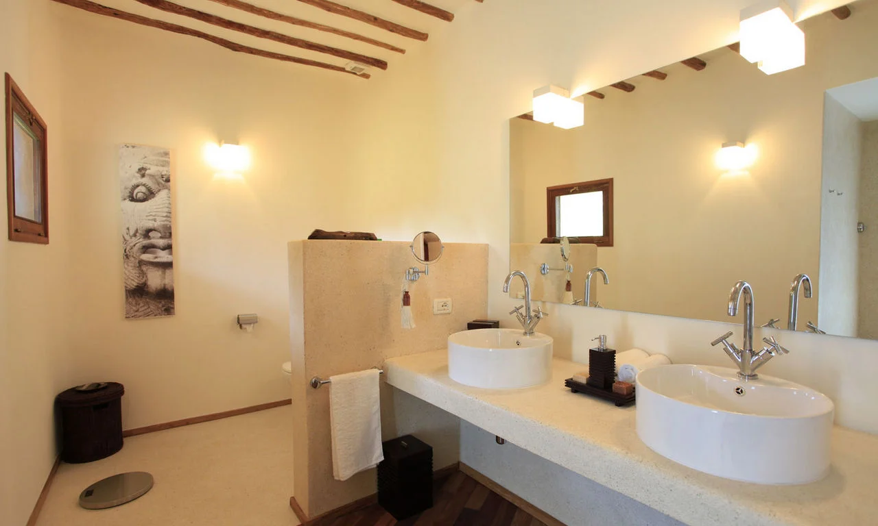 ocean suite bathroom.jpg