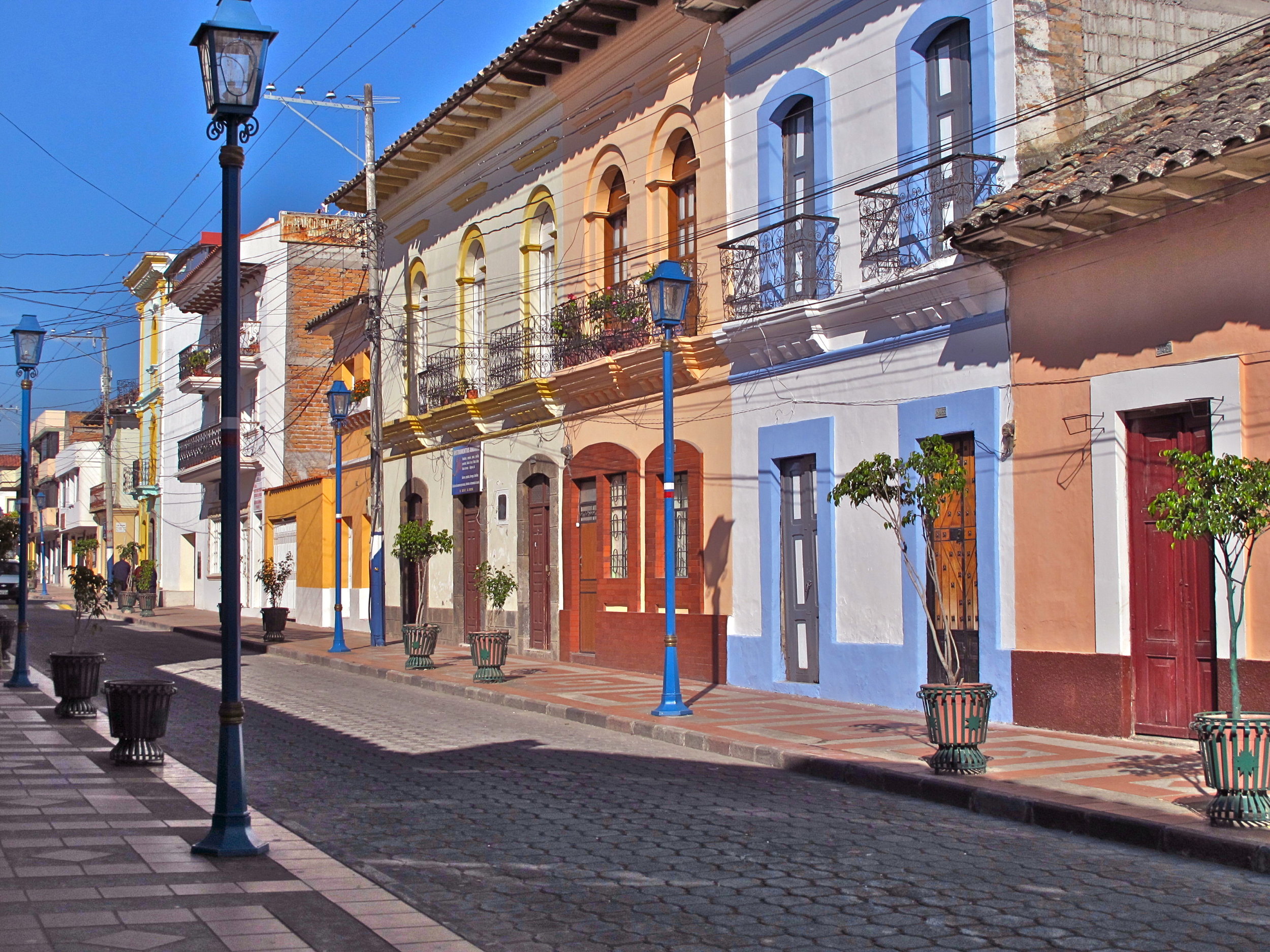 4) Shopping in Cotacachi: