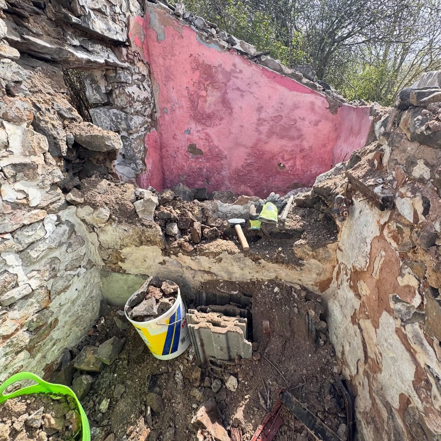 The internal wall of the piggery and toilet is nearly down&hellip;.. hopefully get the rafters on next weekend&hellip;. #progress #welshcittagerenovation