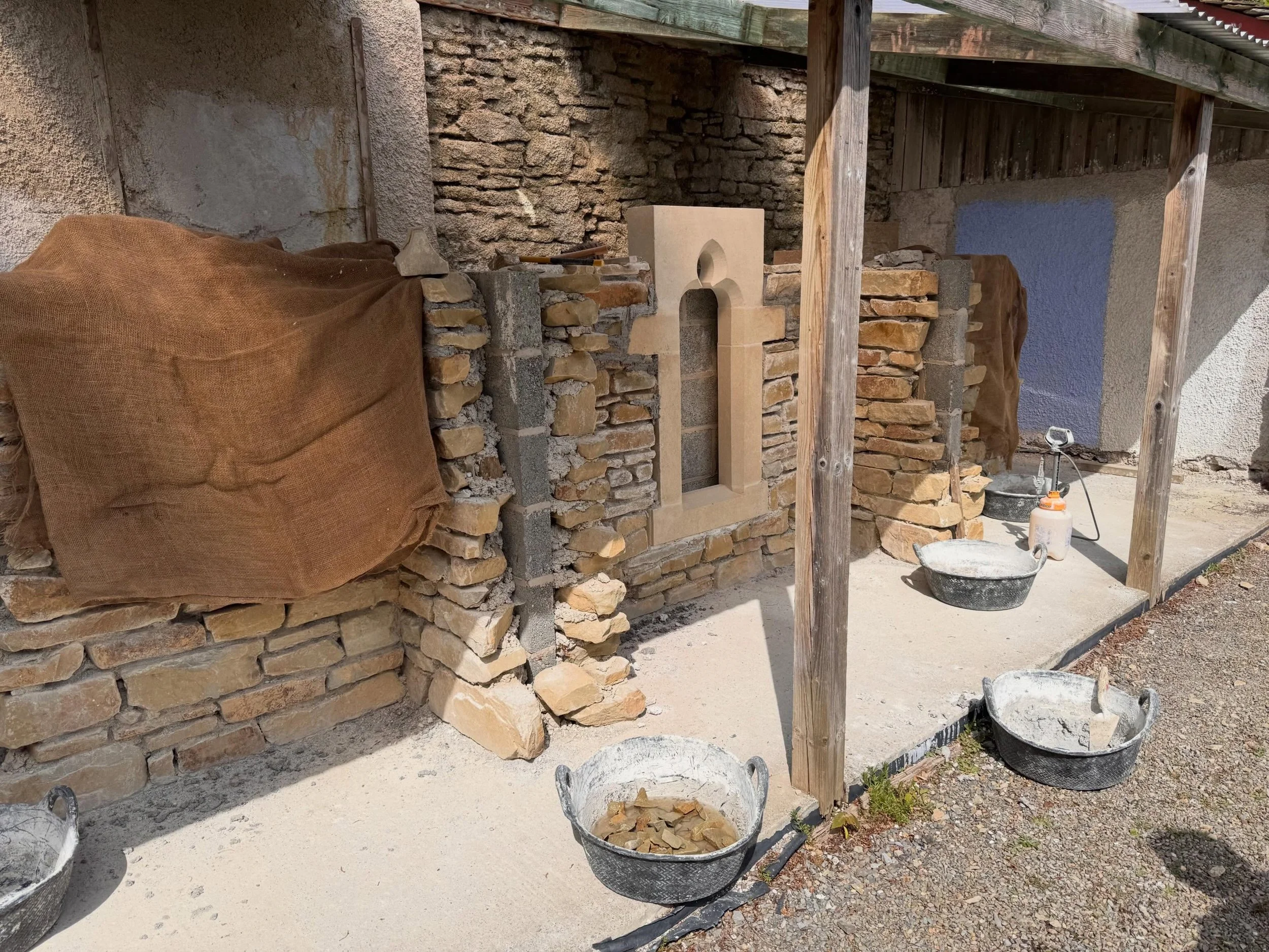 Had a great couple of days down in Llandeilo at the @tywicentre learning EVERYTHING with regard to old traditional buildings and lime pointing, mortar and plastering. Every question I had about Rose Cottage was answered. Full of confidence and highly